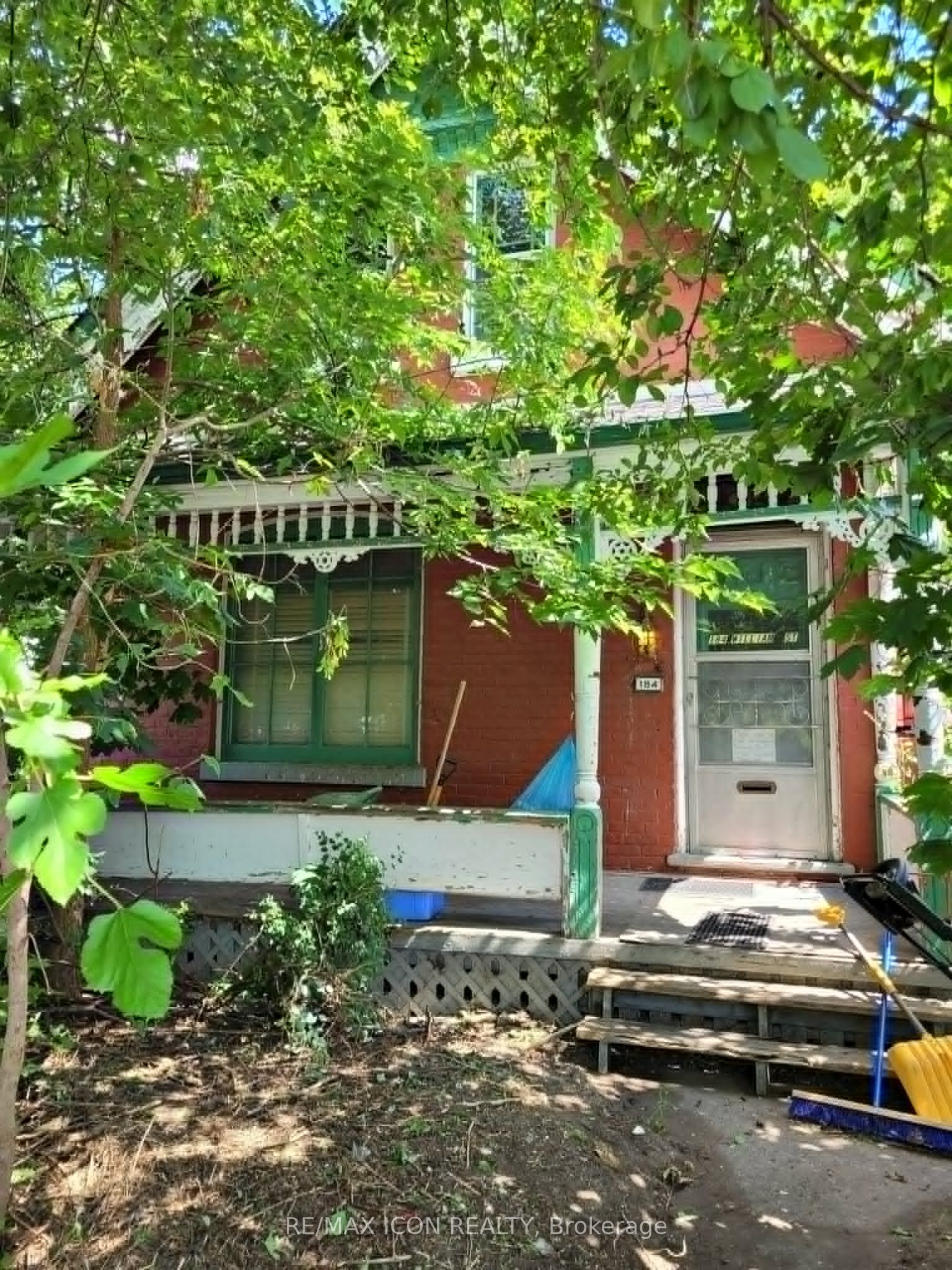 184 William Street Property Photo 1