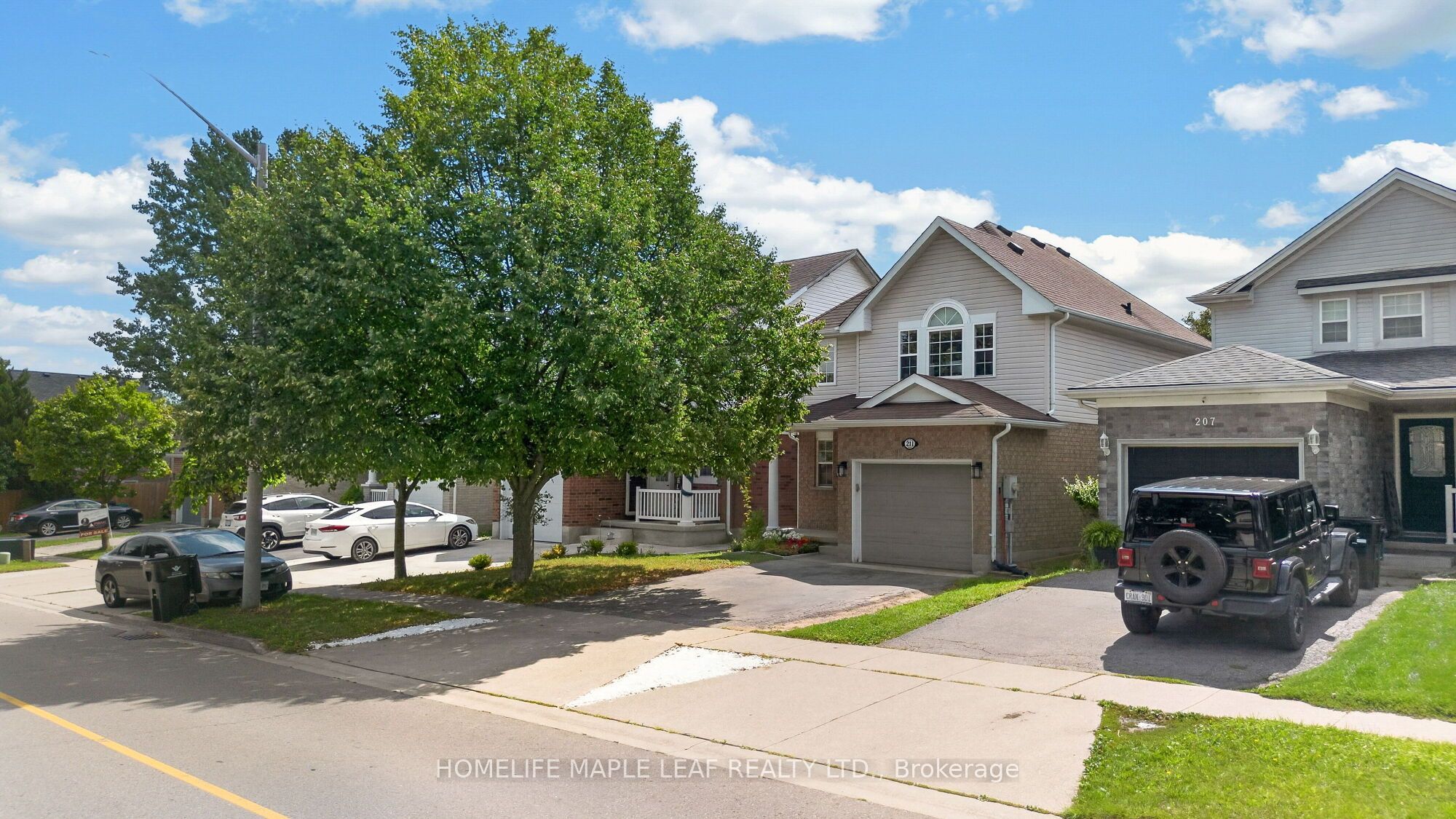 211 Melran Drive Property Photo 1