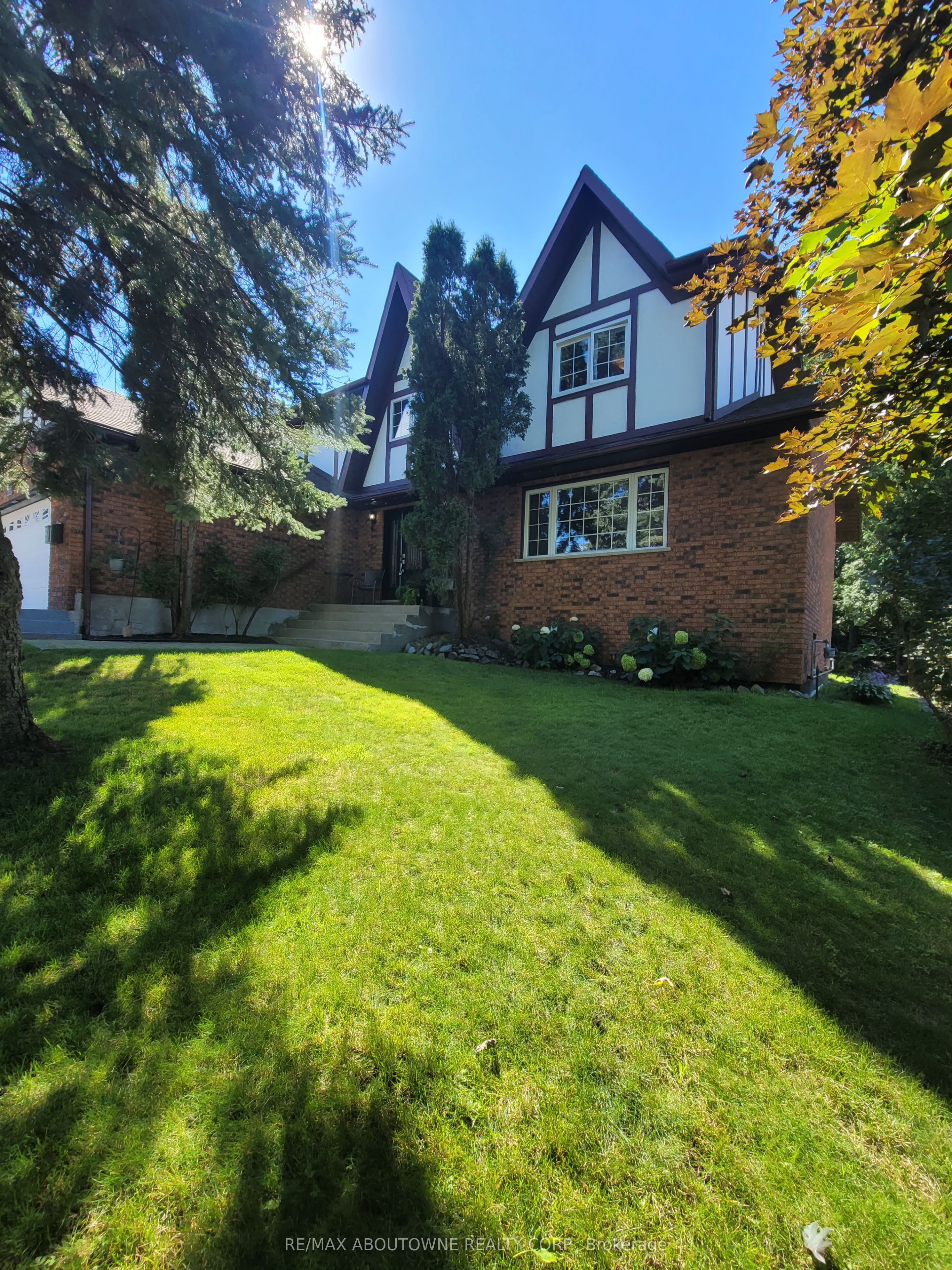 2023 Latimer Crescent Property Photo 1