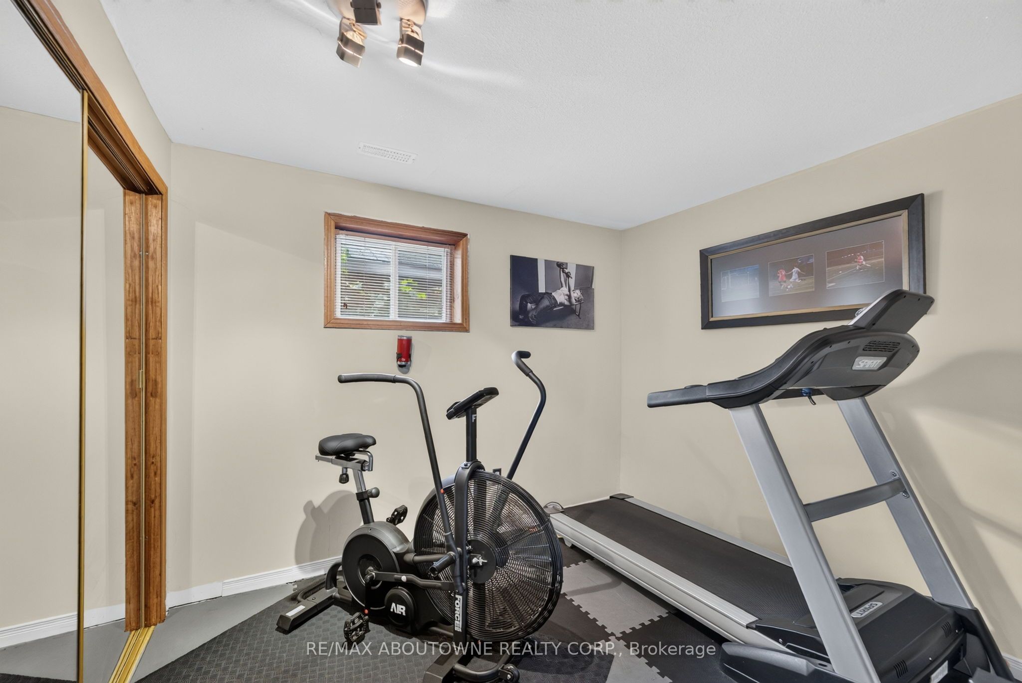 2023 Latimer Crescent Property Photo 38