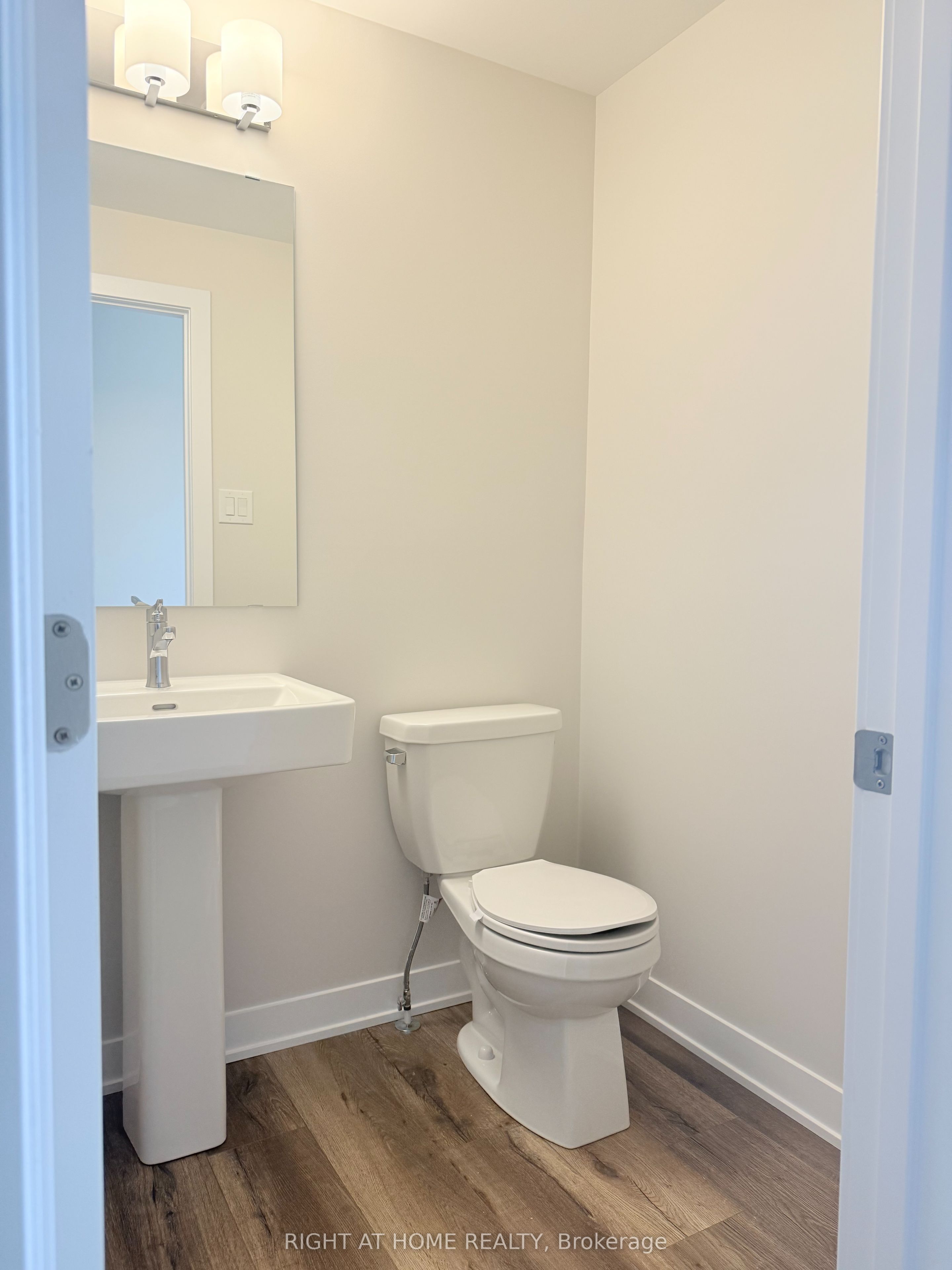 737 Haflinger Row Property Photo 6