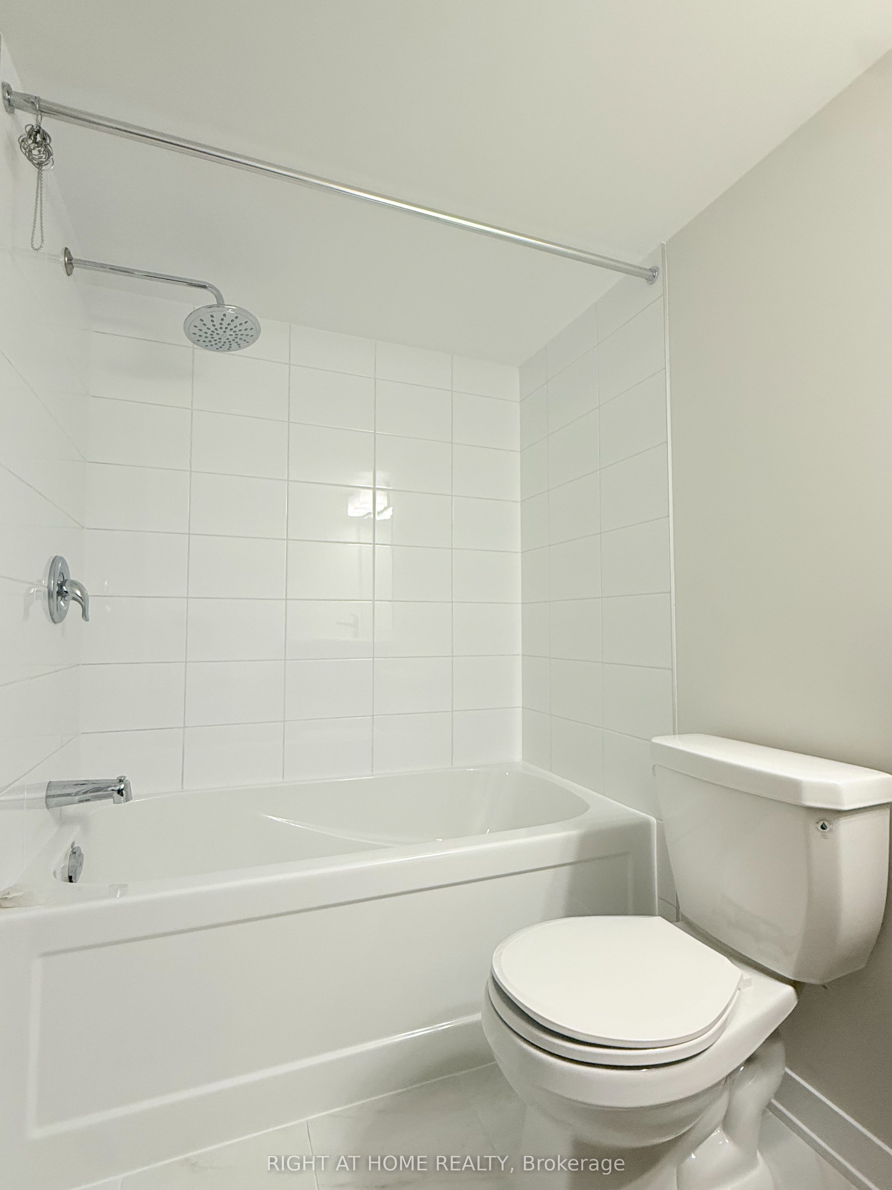 737 Haflinger Row Property Photo 30