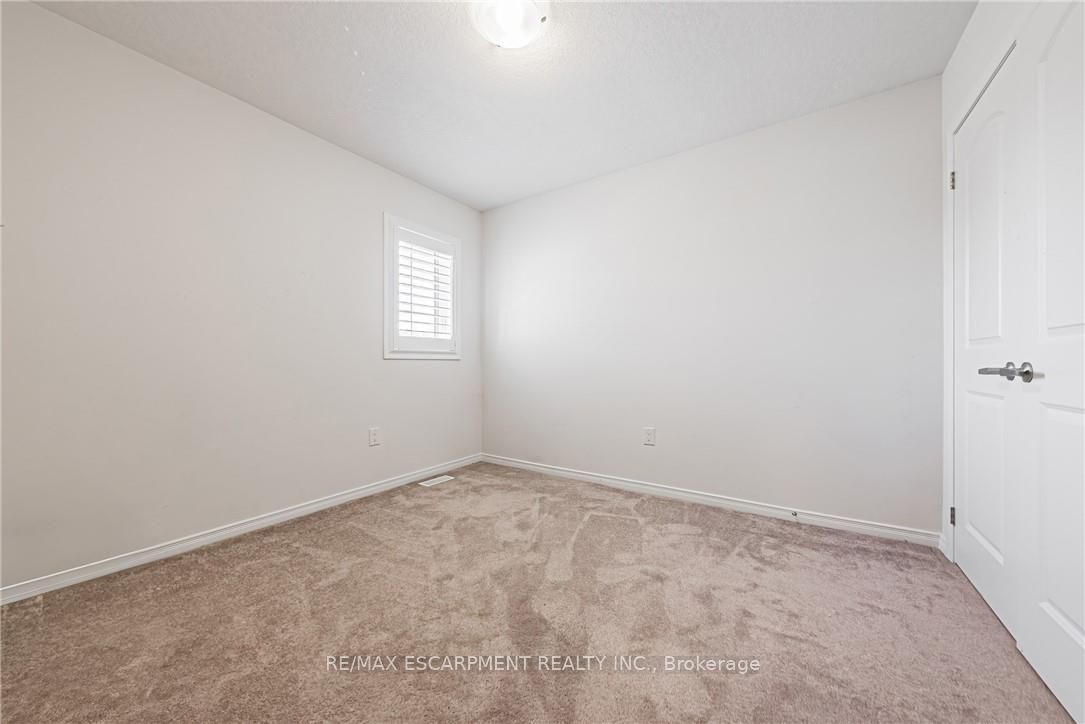 11 Mcwatters Street Main Property Photo 27