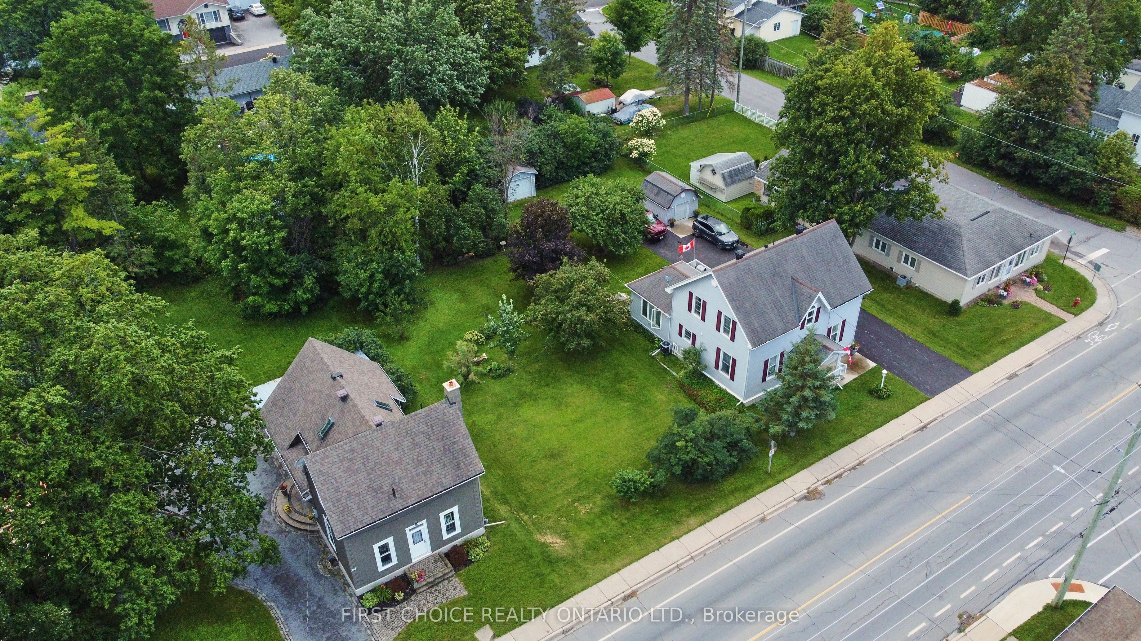235 Ottawa Street Property Photo 38