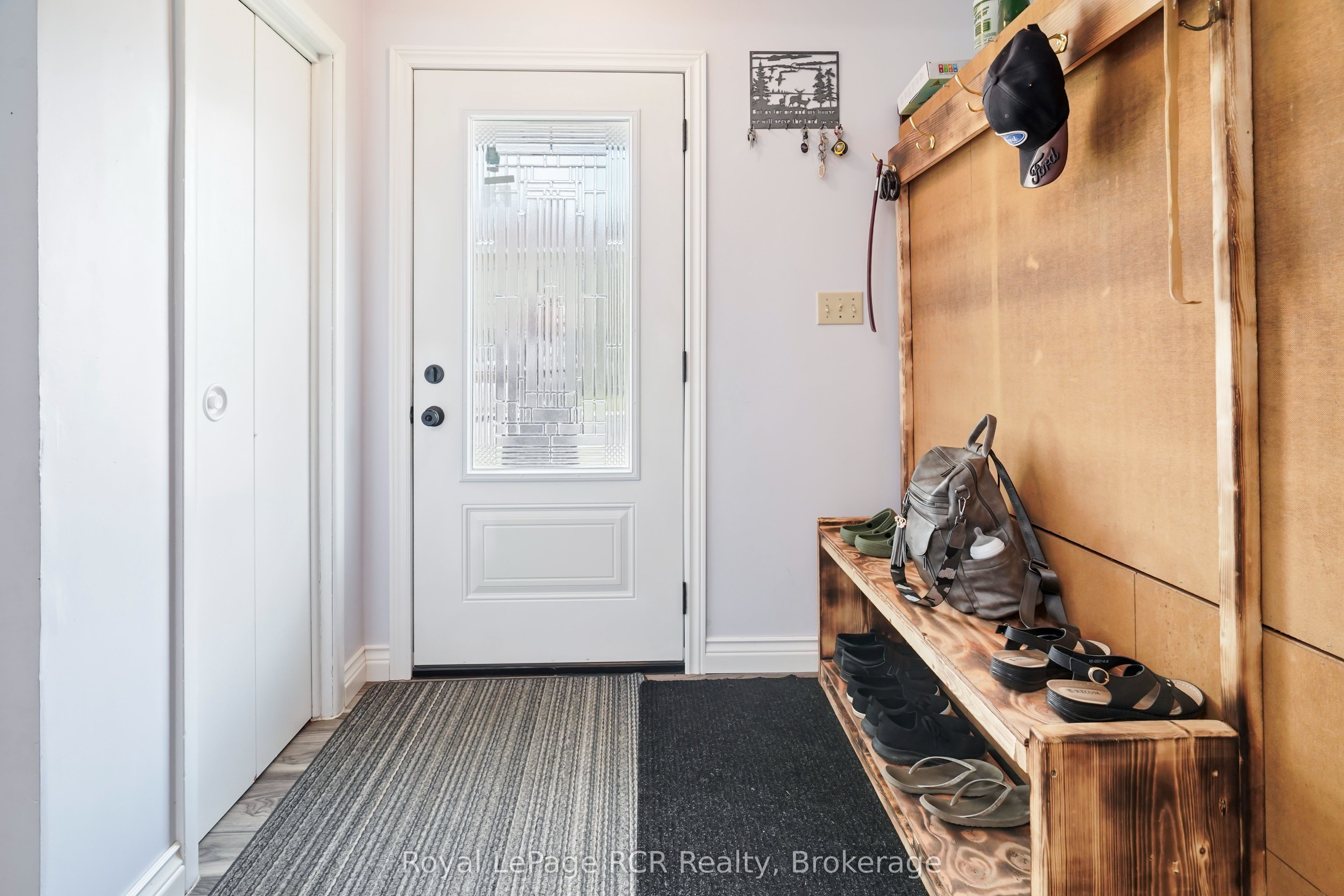 16 Patrick Street W Property Photo 7