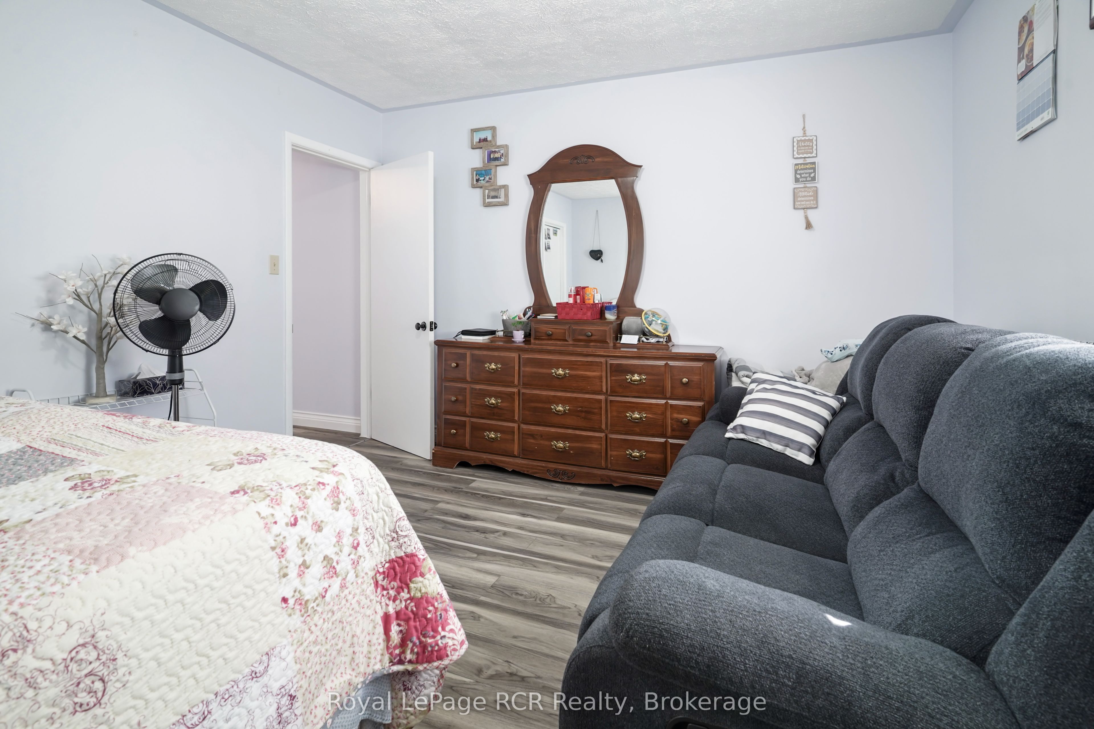 16 Patrick Street W Property Photo 16