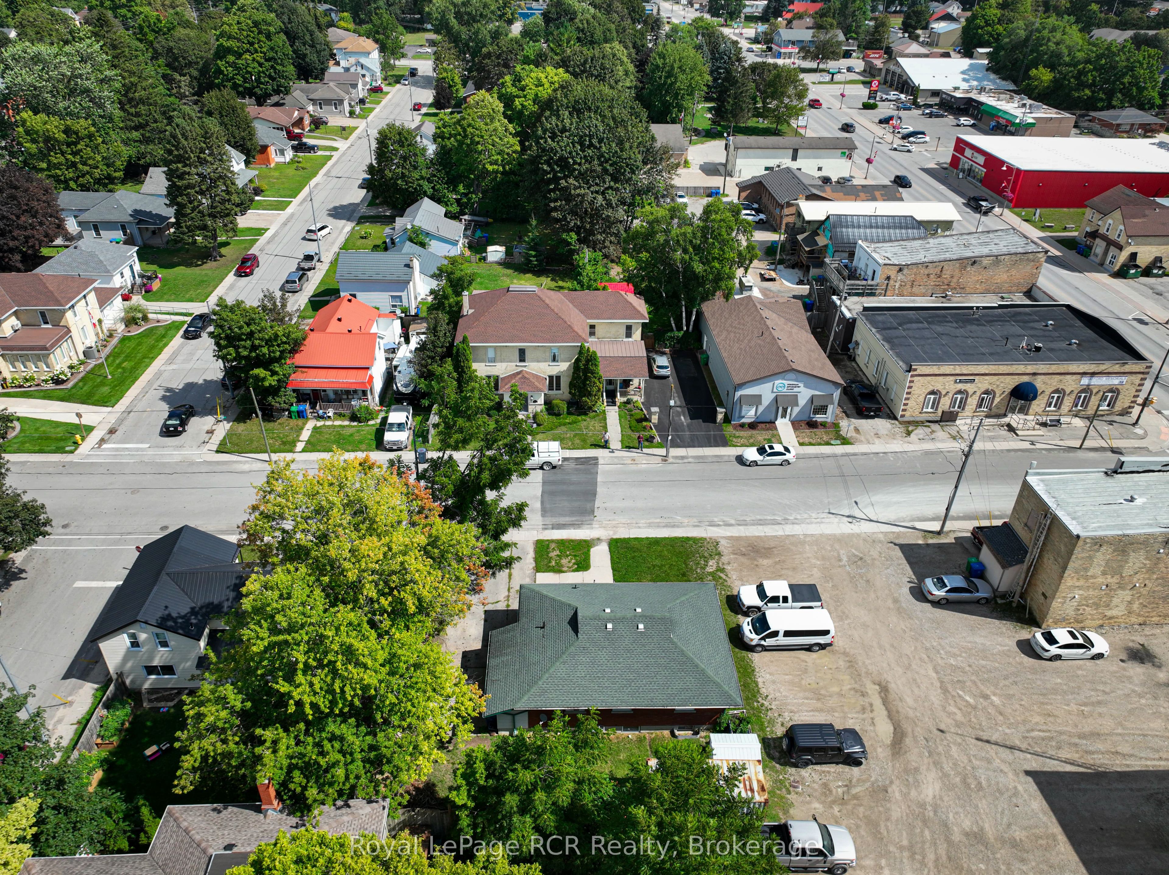 16 Patrick Street W Property Photo 41
