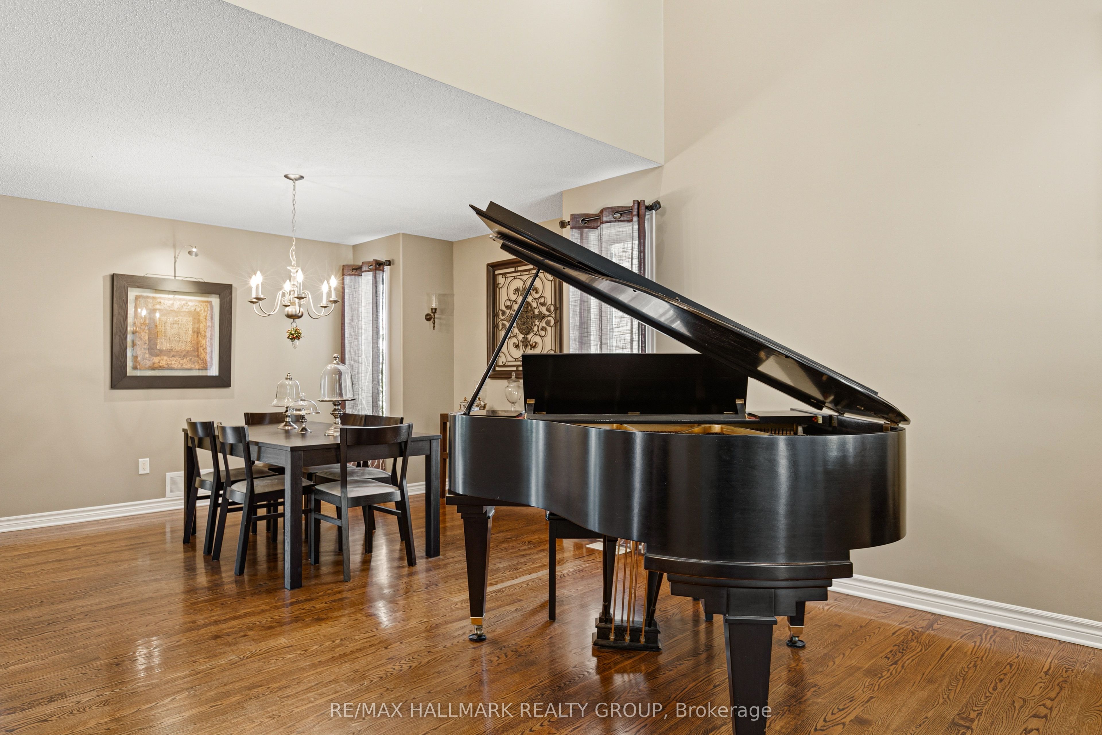 9 Blackshire Circle Property Photo 7