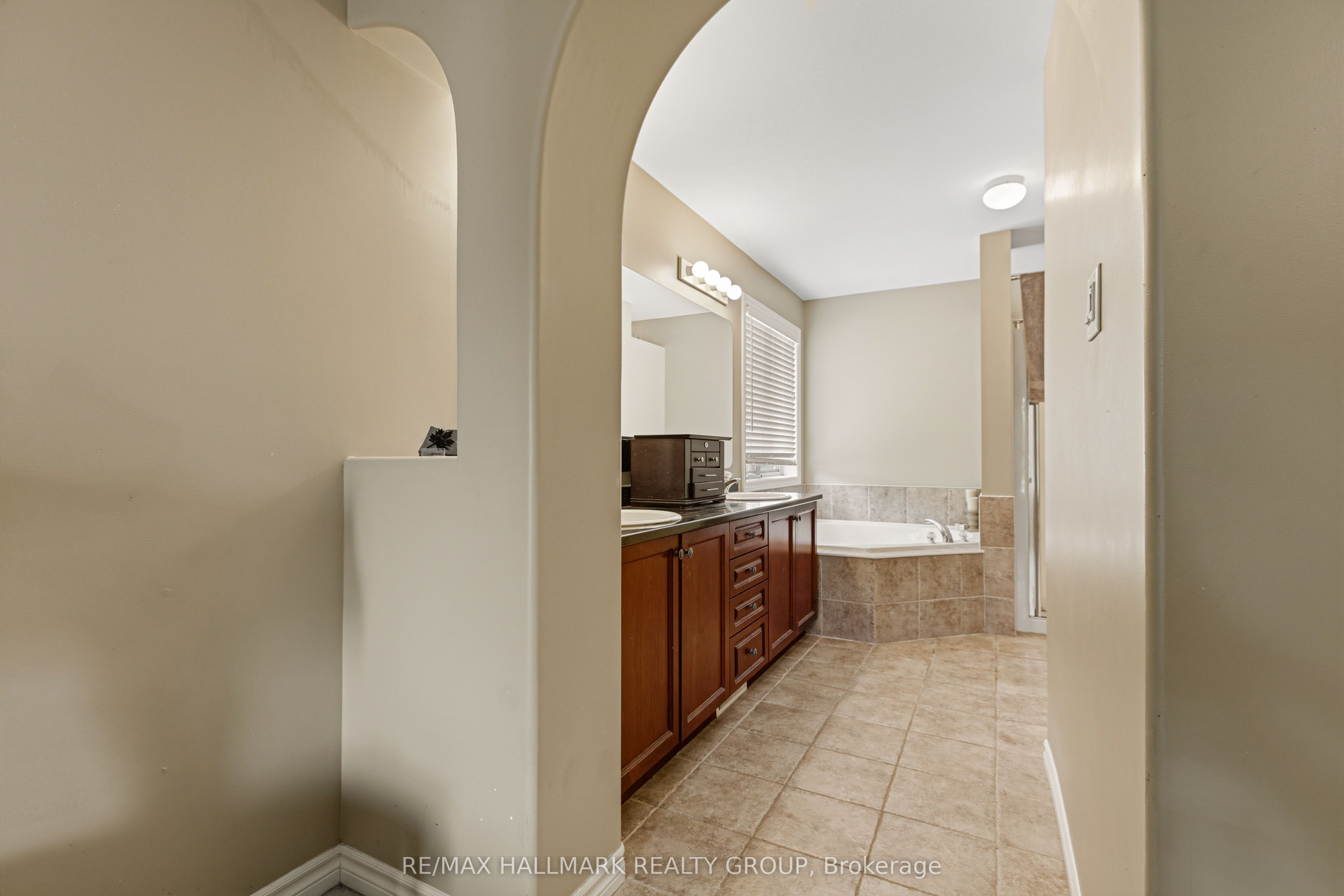 9 Blackshire Circle Property Photo 27