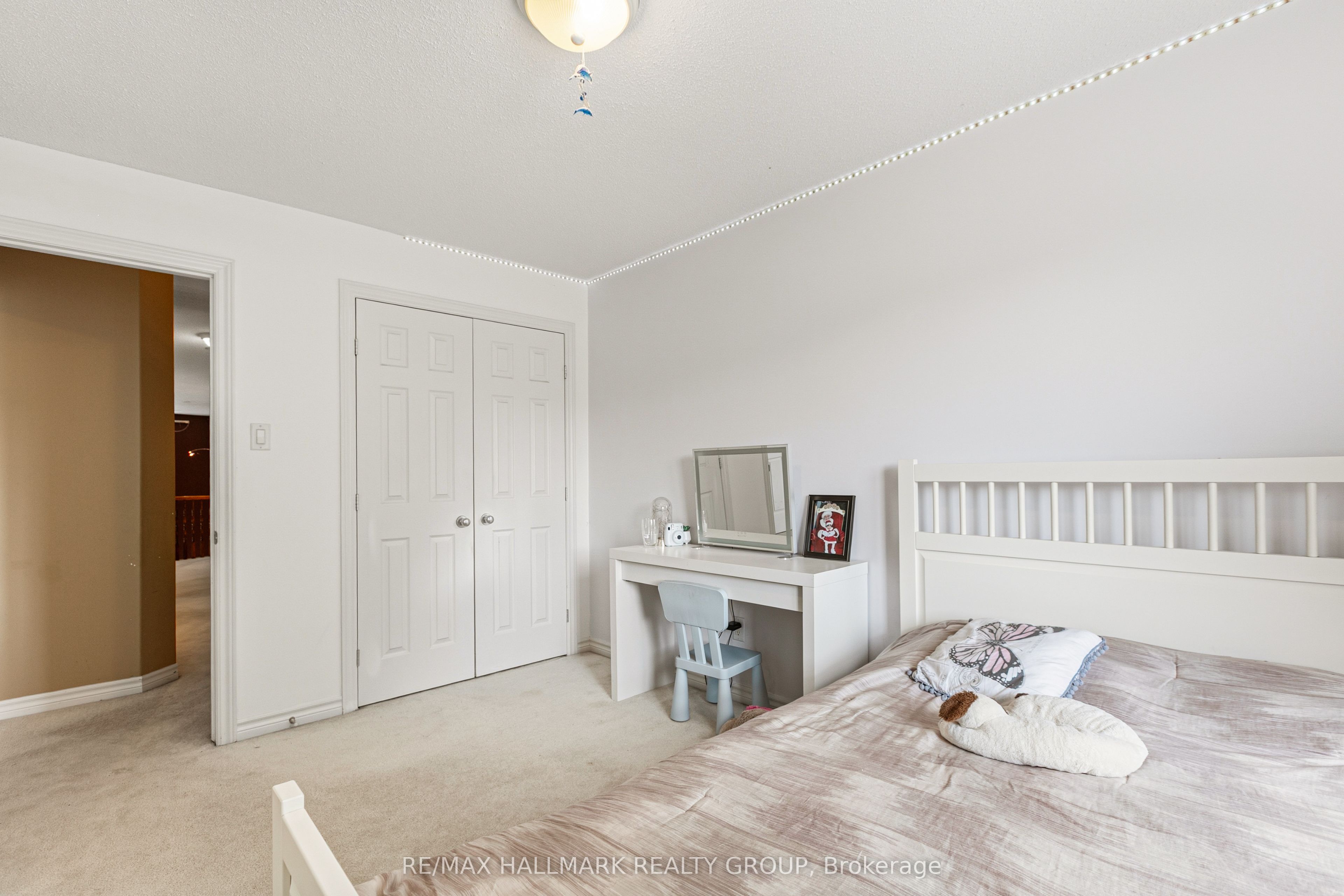 9 Blackshire Circle Property Photo 35