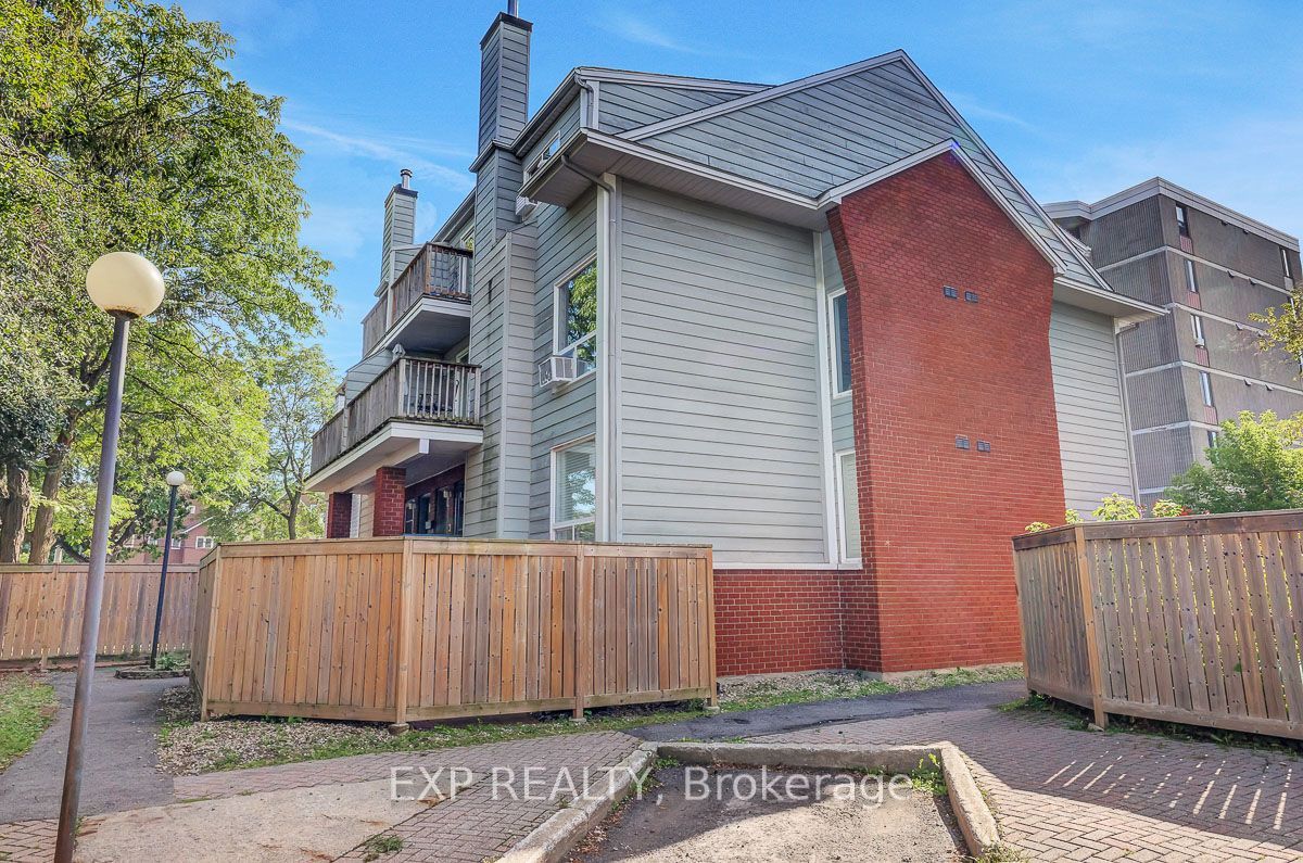 20 Hart Avenue F Property Photo 1