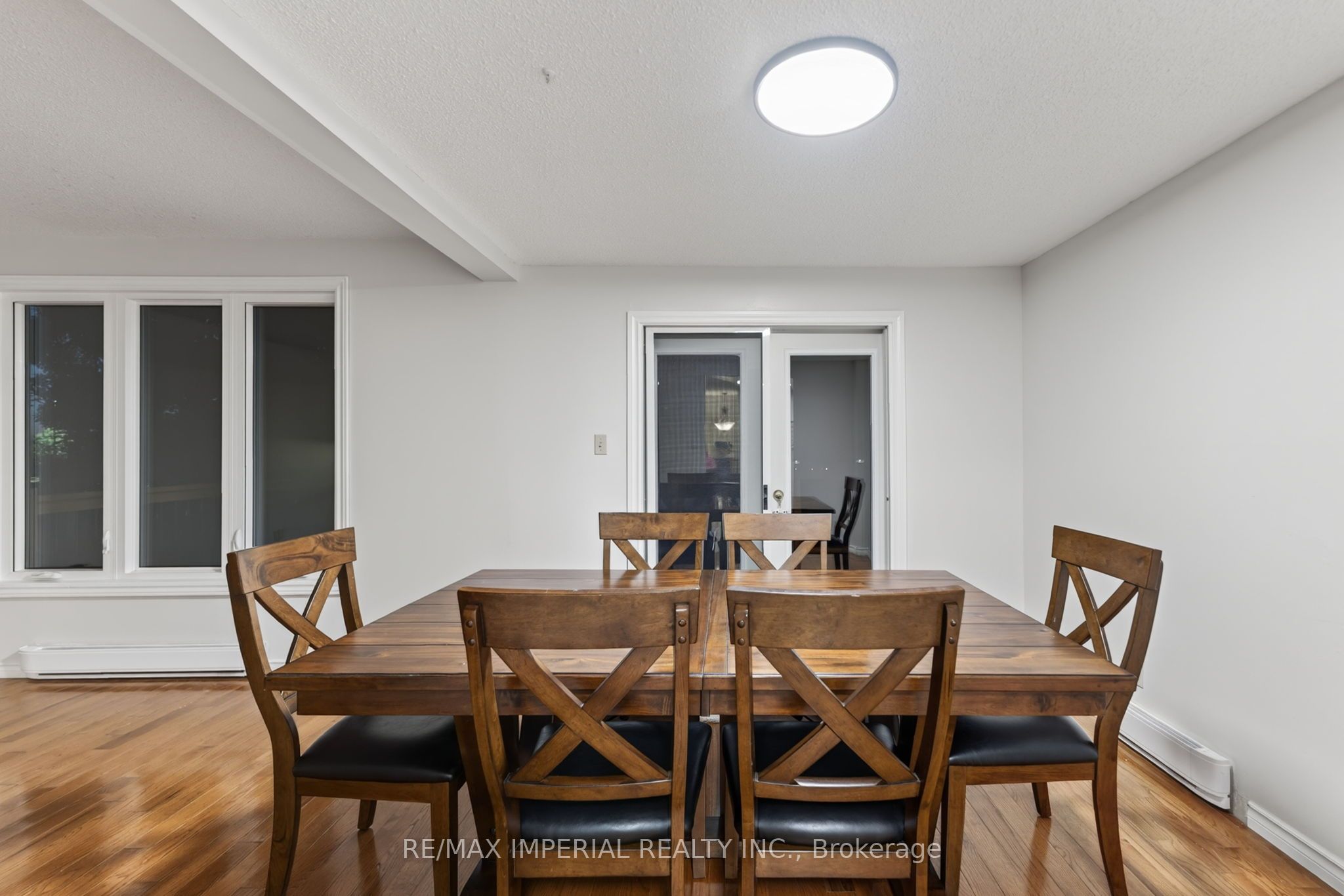 60 Radcliff Parkway Property Photo 14