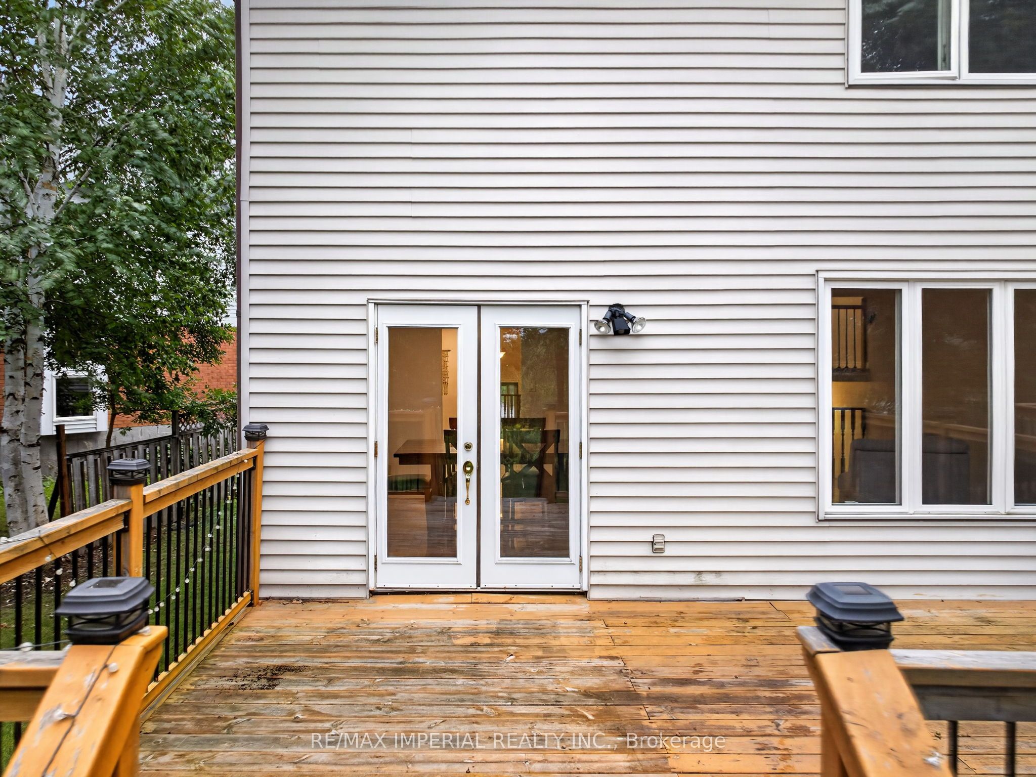 60 Radcliff Parkway Property Photo 16