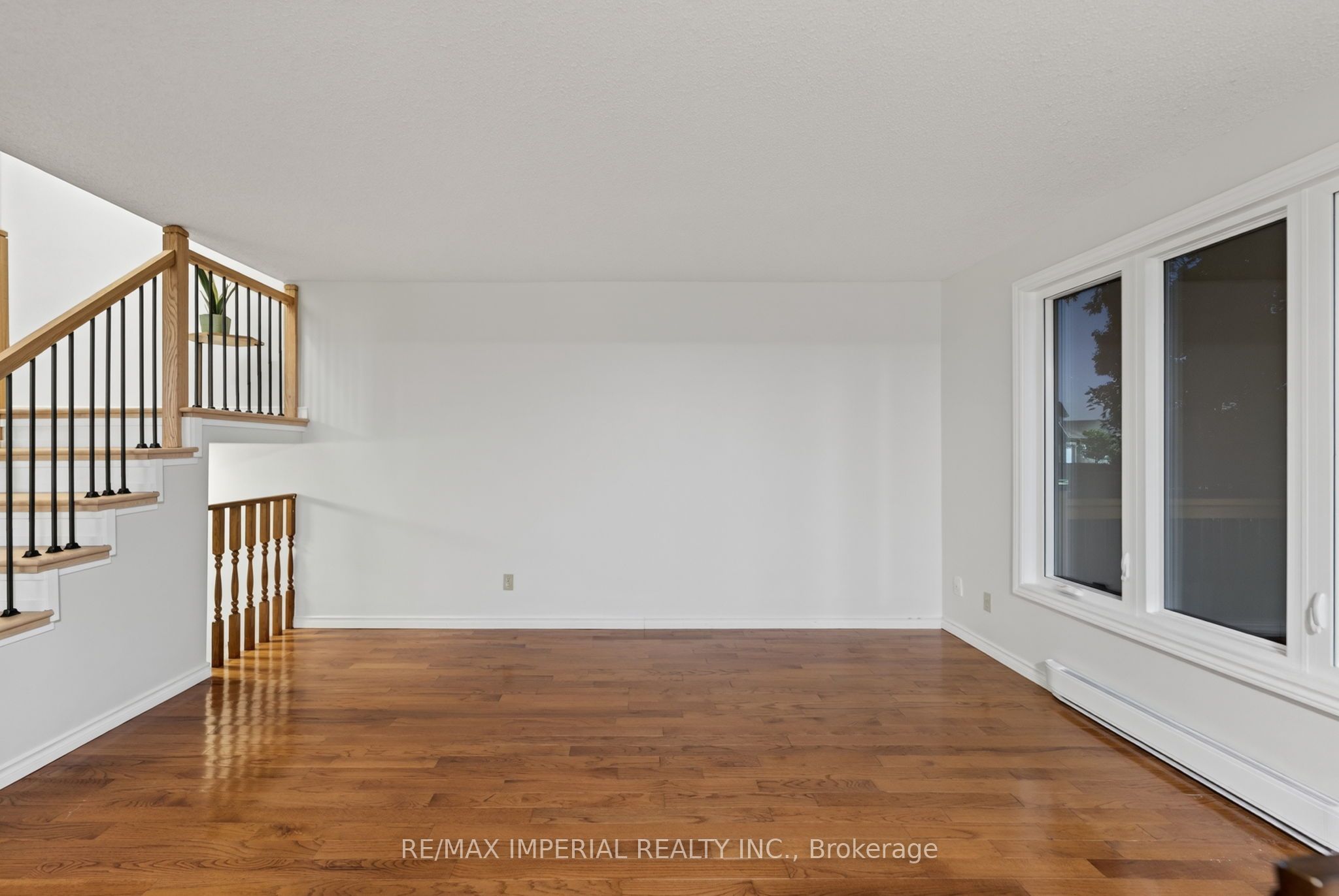 60 Radcliff Parkway Property Photo 24