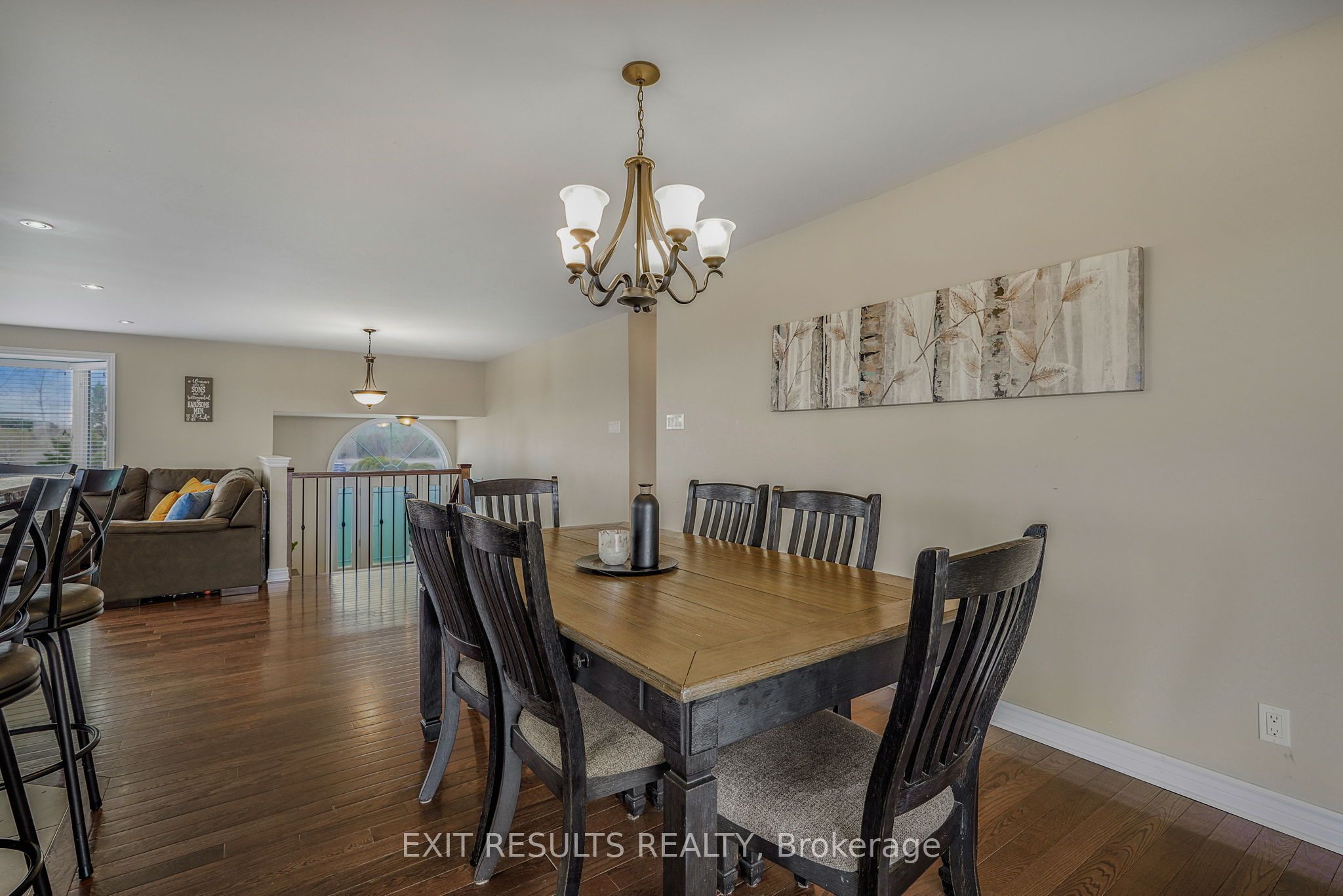 1887 Champlain Street Property Photo 13