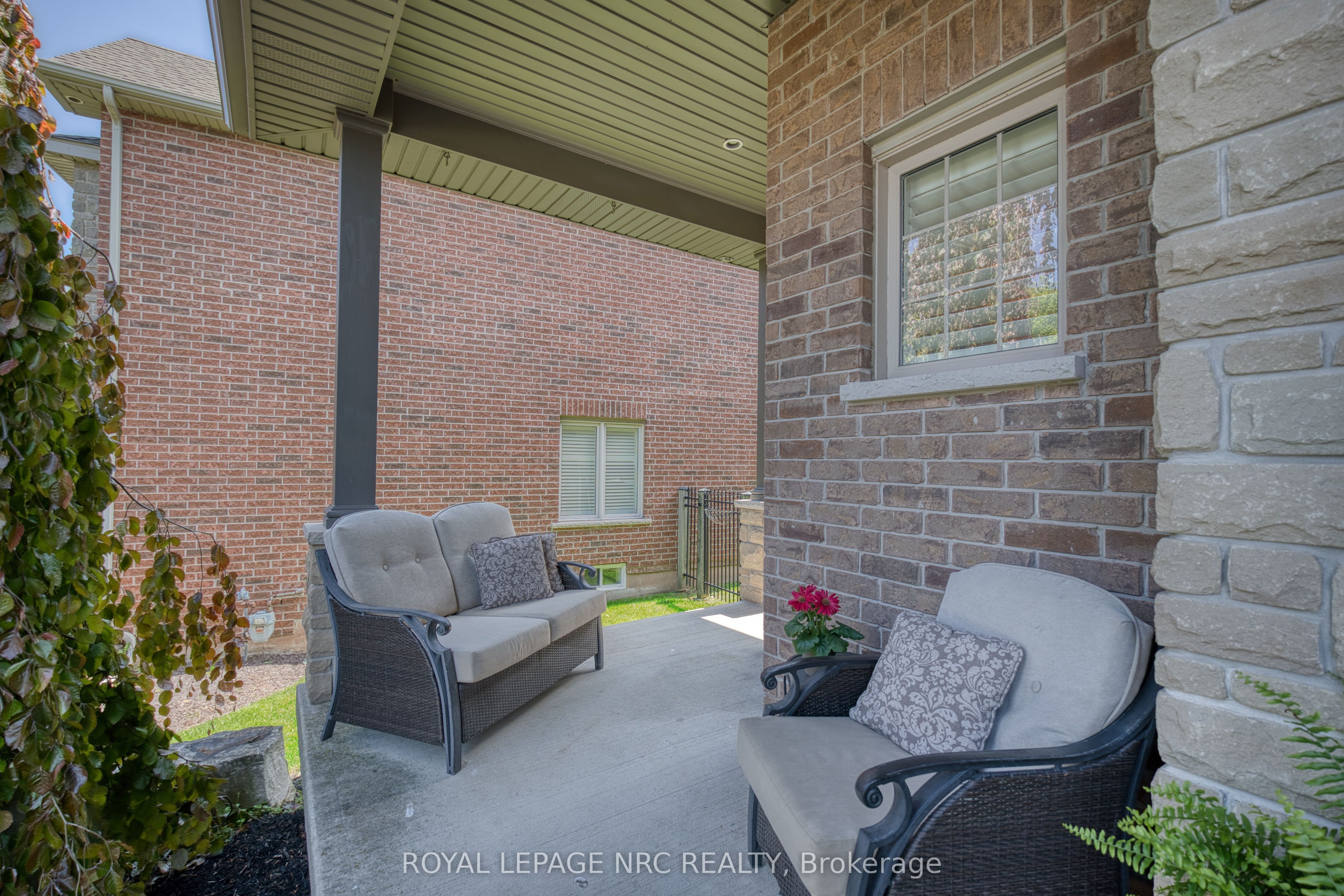 27 Bell Avenue Property Photo 7