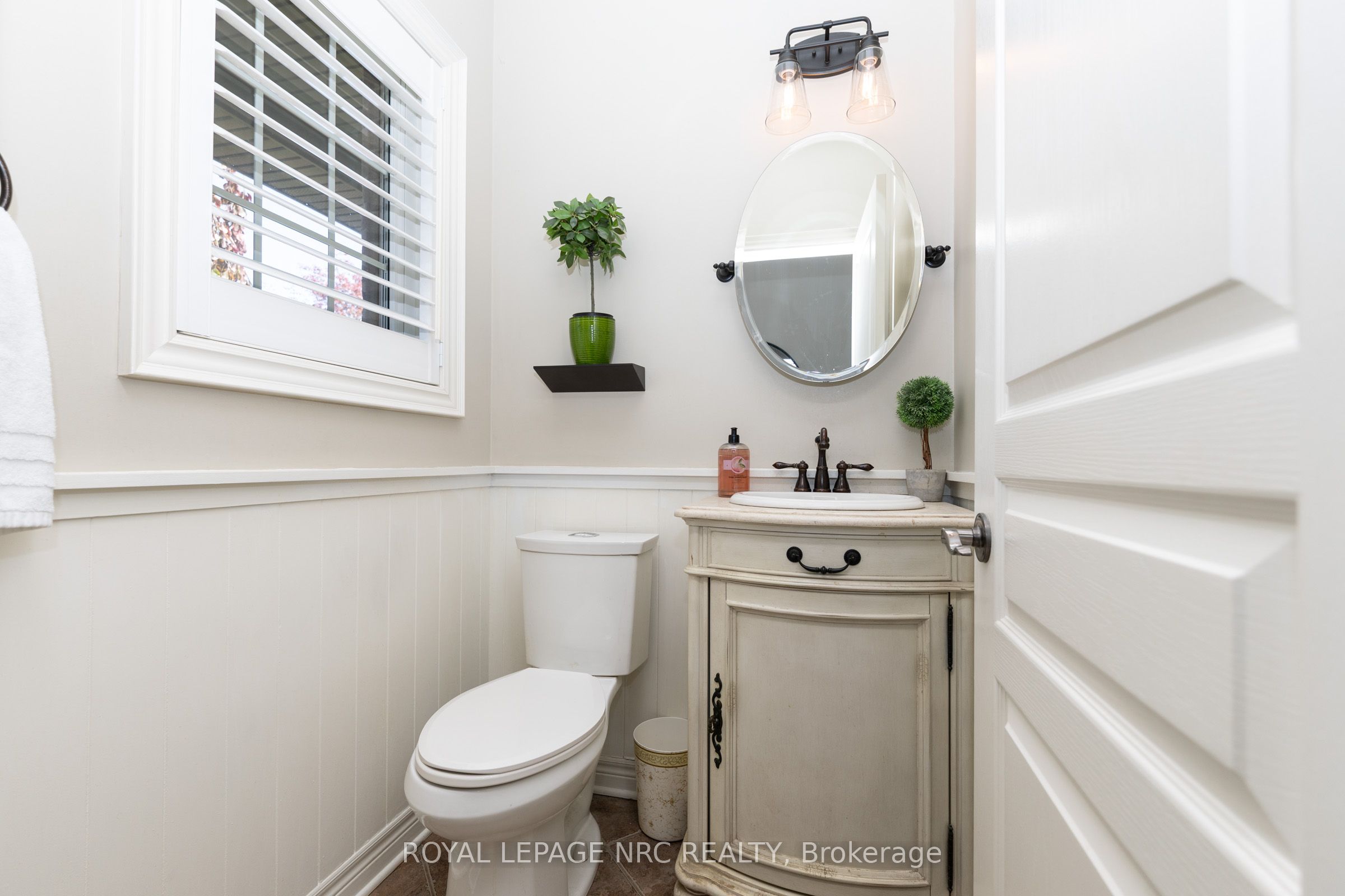 27 Bell Avenue Property Photo 11