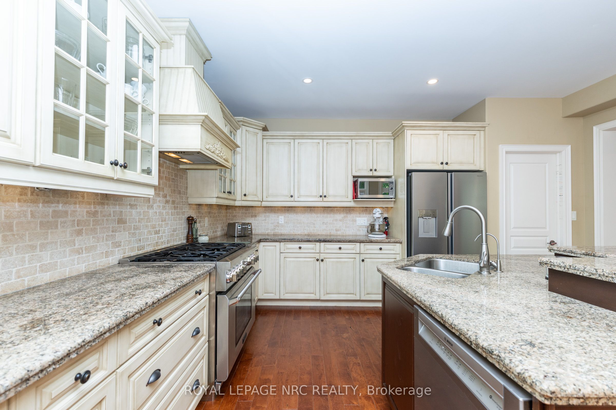 27 Bell Avenue Property Photo 19