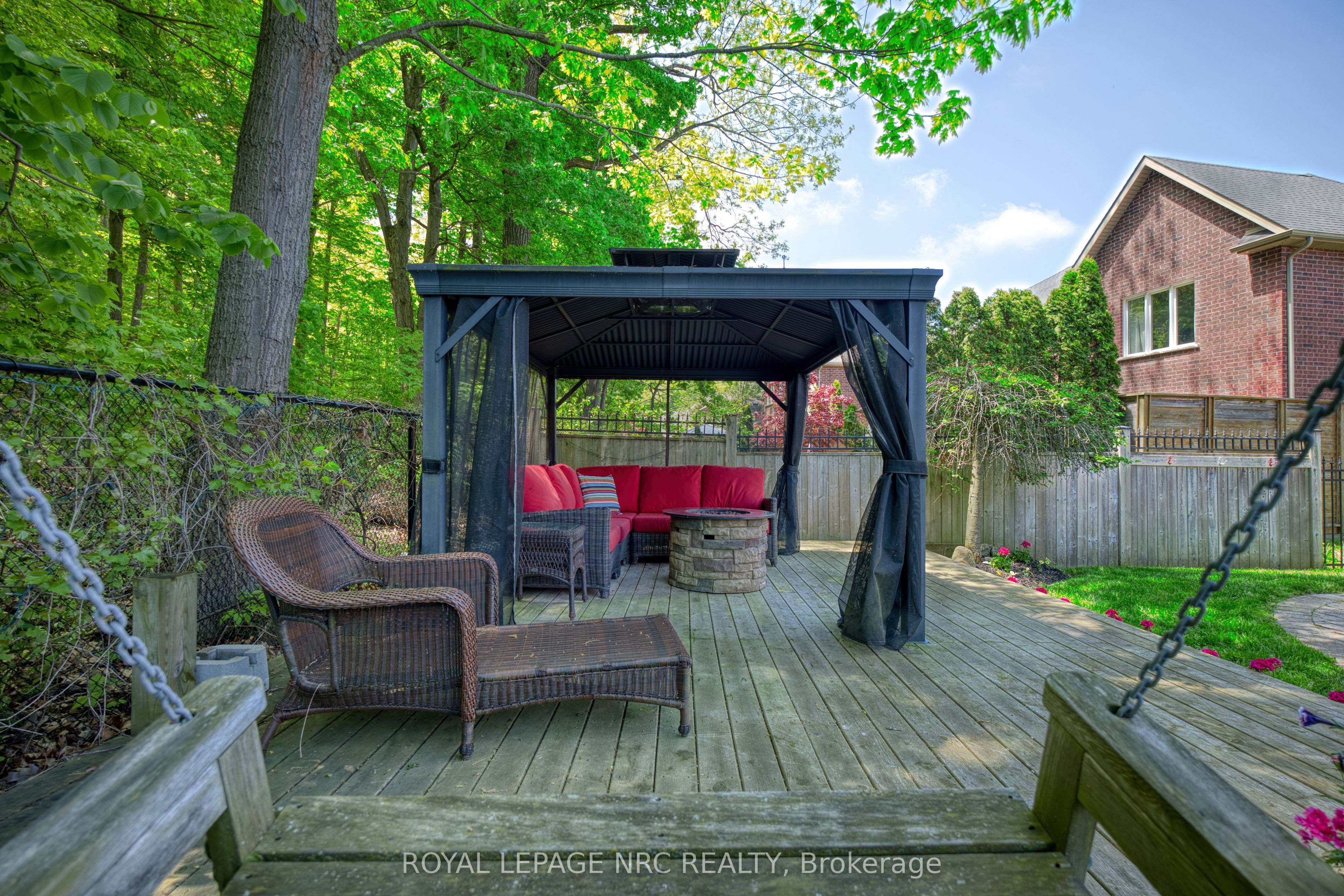 27 Bell Avenue Property Photo 44