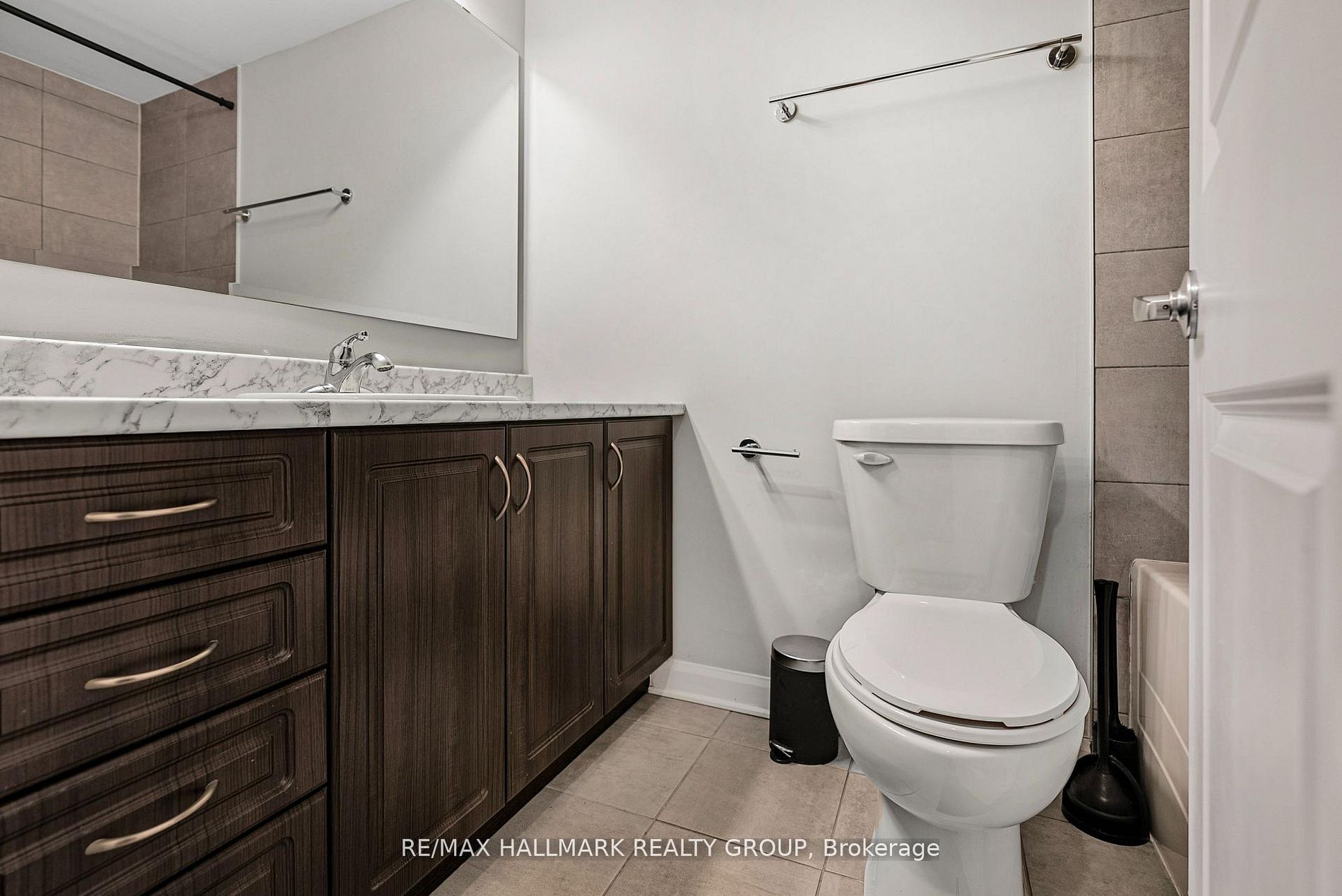 500 Eldorado Private 19 Property Photo 18