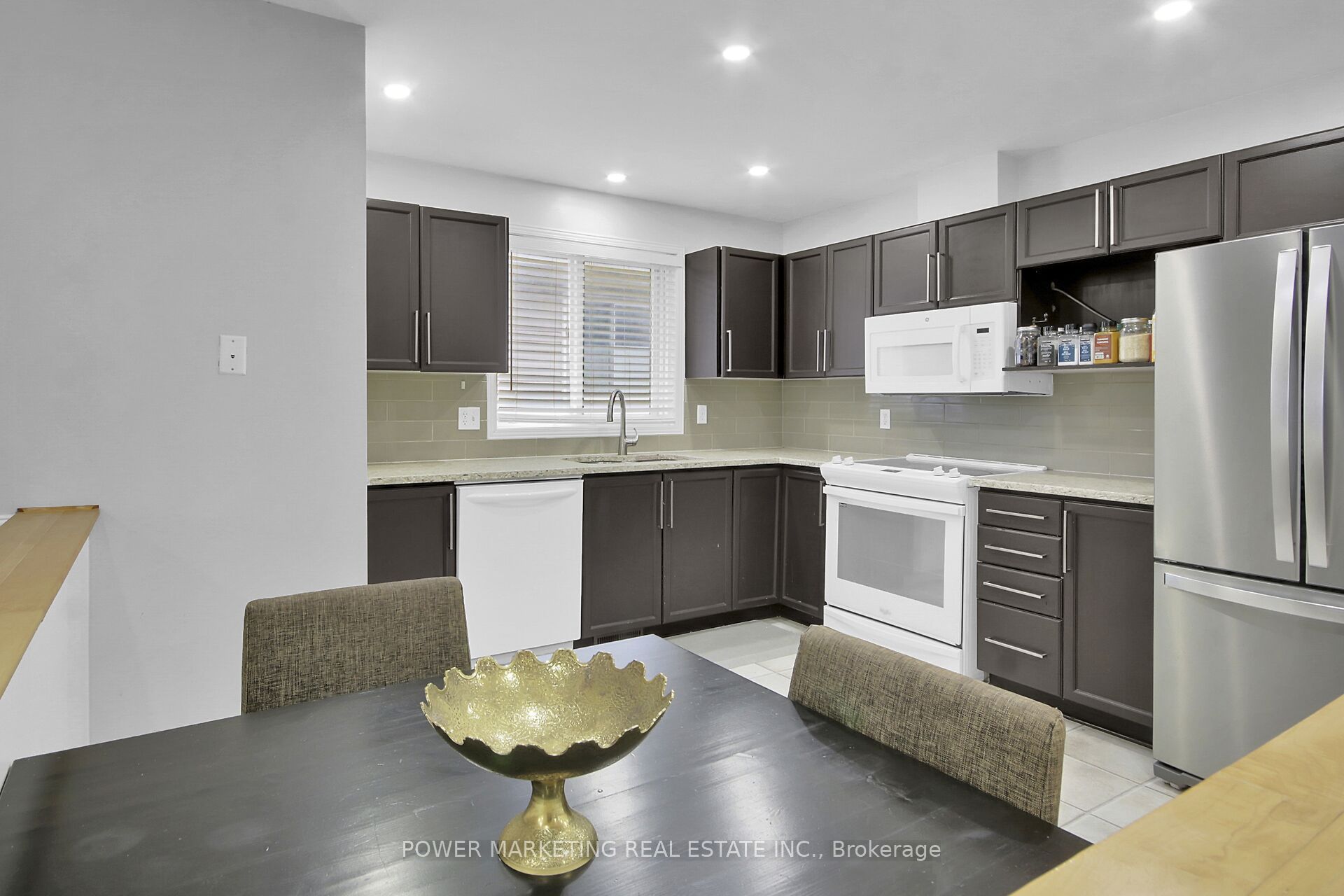 181 Mountshannon Drive Property Photo 14