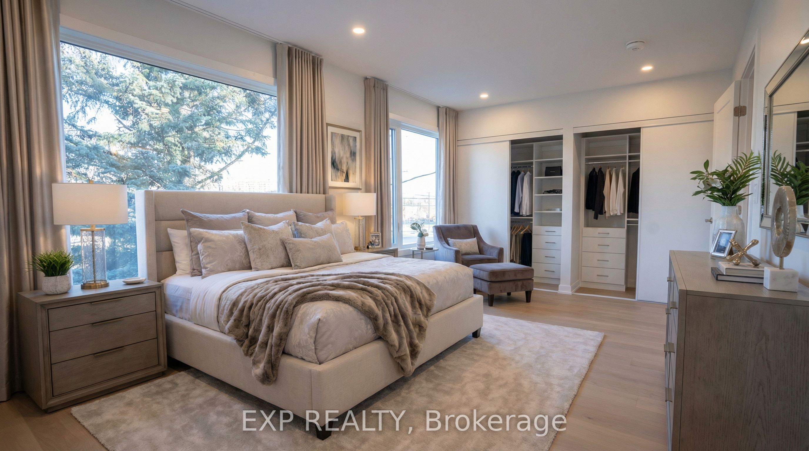 236 Woodroffe Avenue Property Photo 10