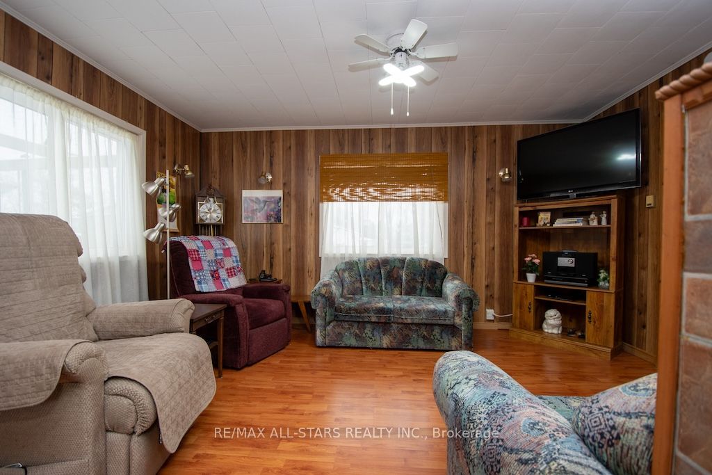 534 Fenel Road Property Photo 4