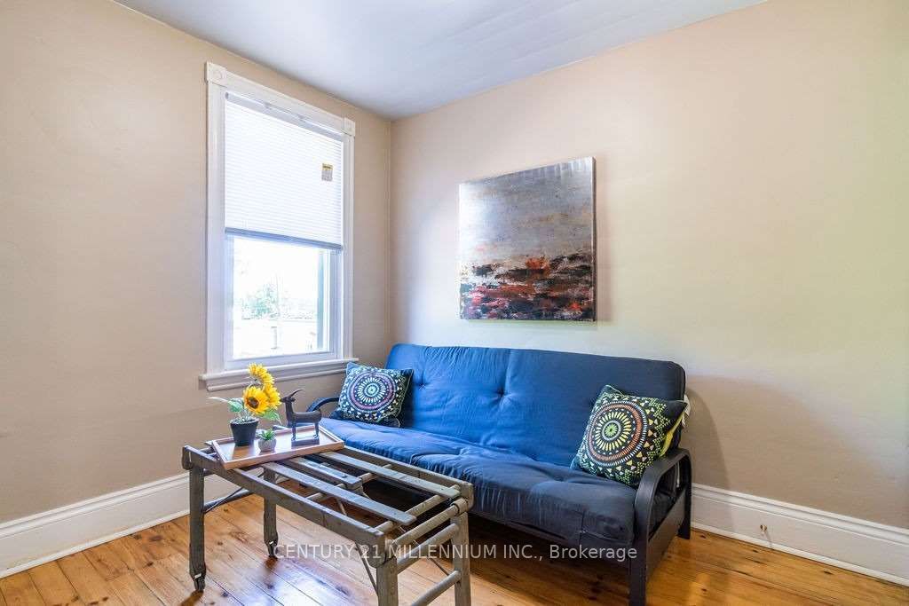 20 Dickson Avenue Property Photo 15