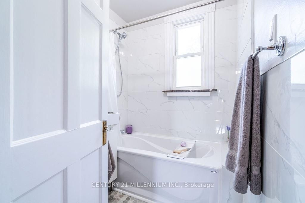 20 Dickson Avenue Property Photo 17