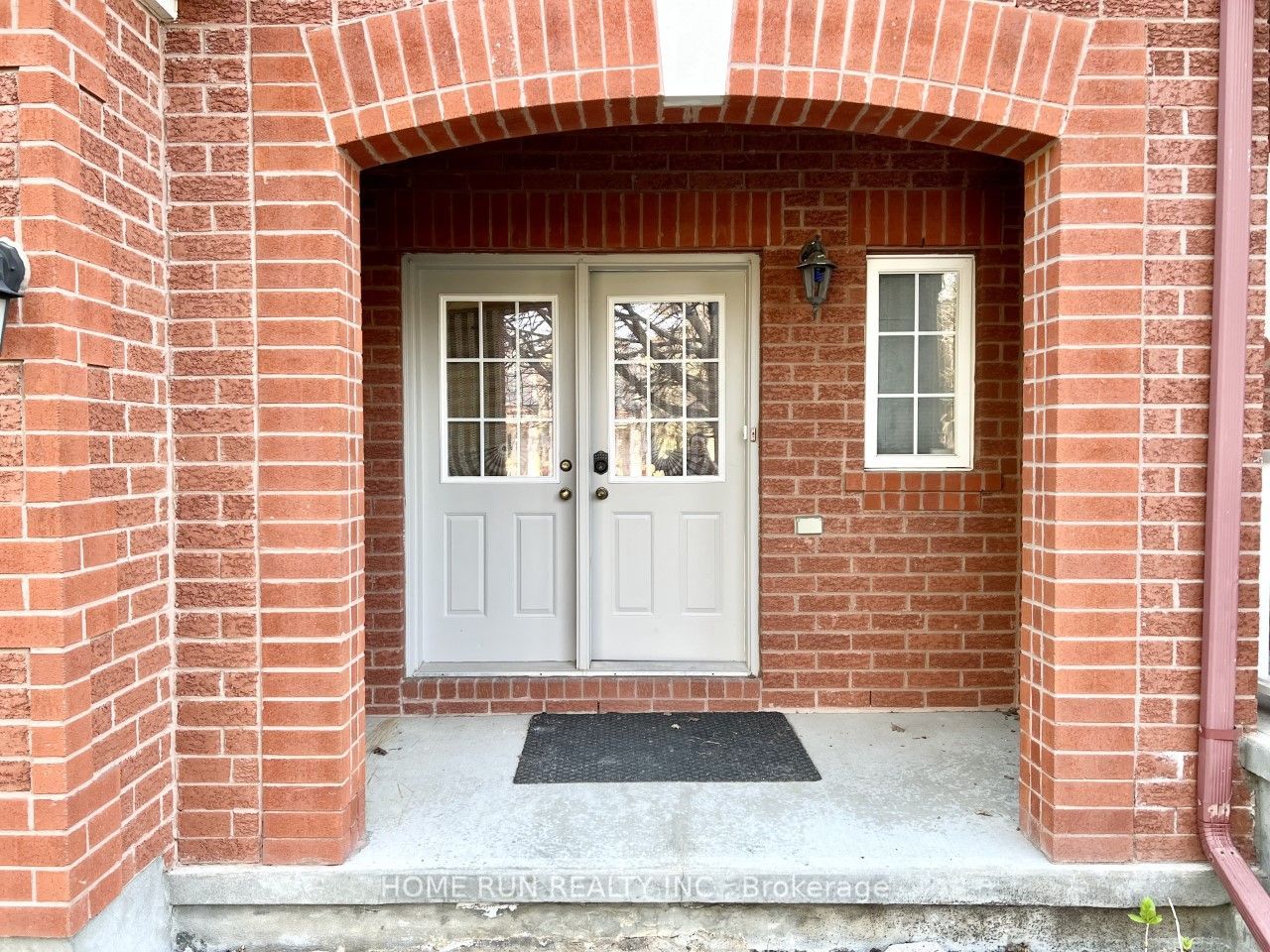 42 Hemlo Crescent Property Photo 4