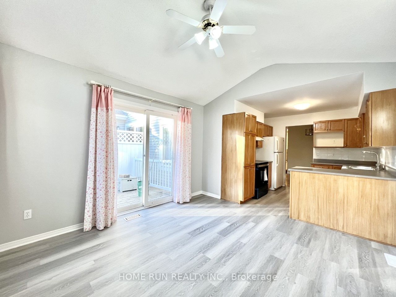 42 Hemlo Crescent Property Photo 12