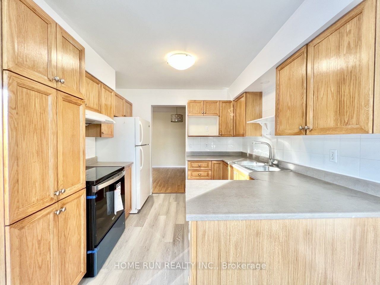 42 Hemlo Crescent Property Photo 15