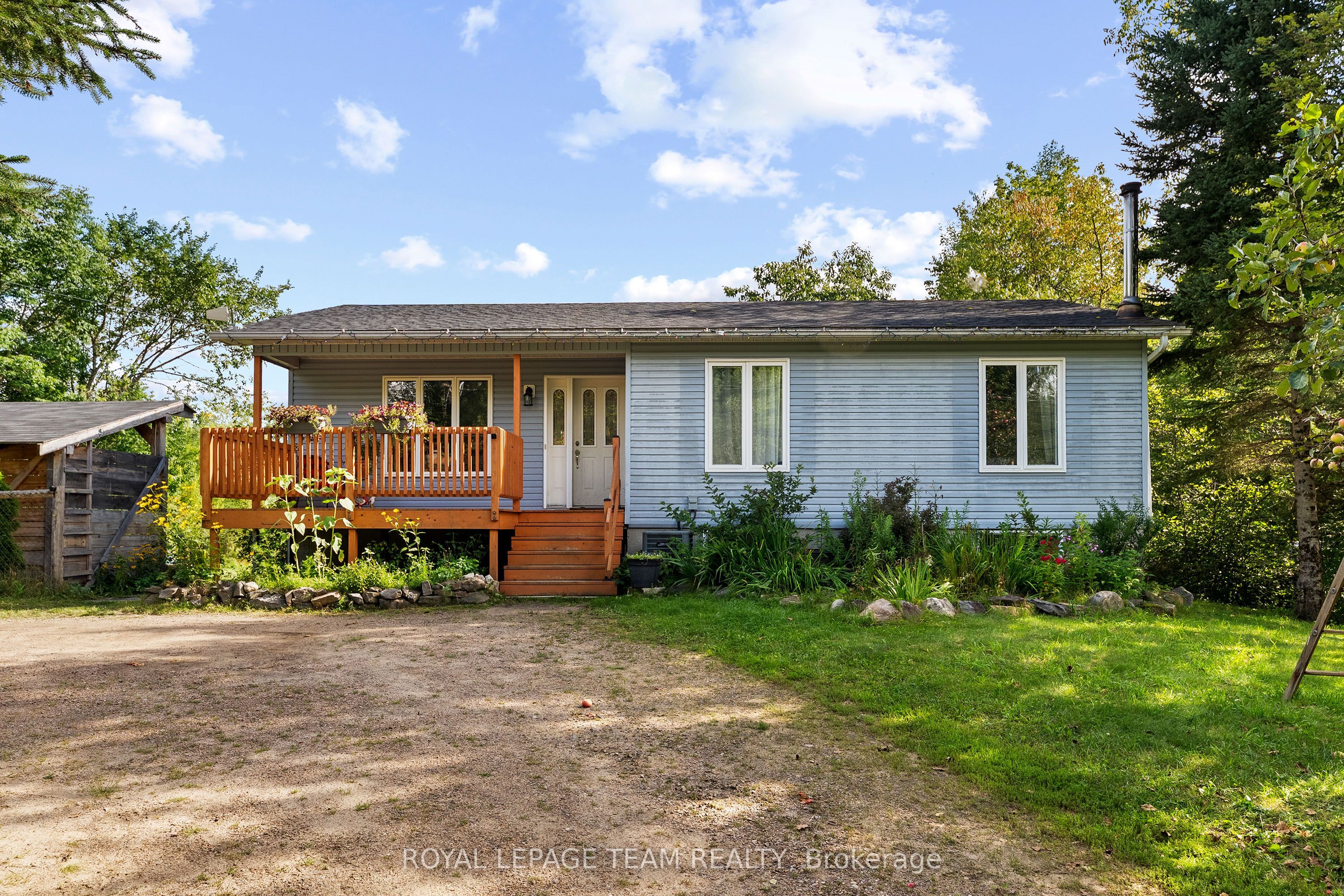 484 Wylie Road Property Photo 1