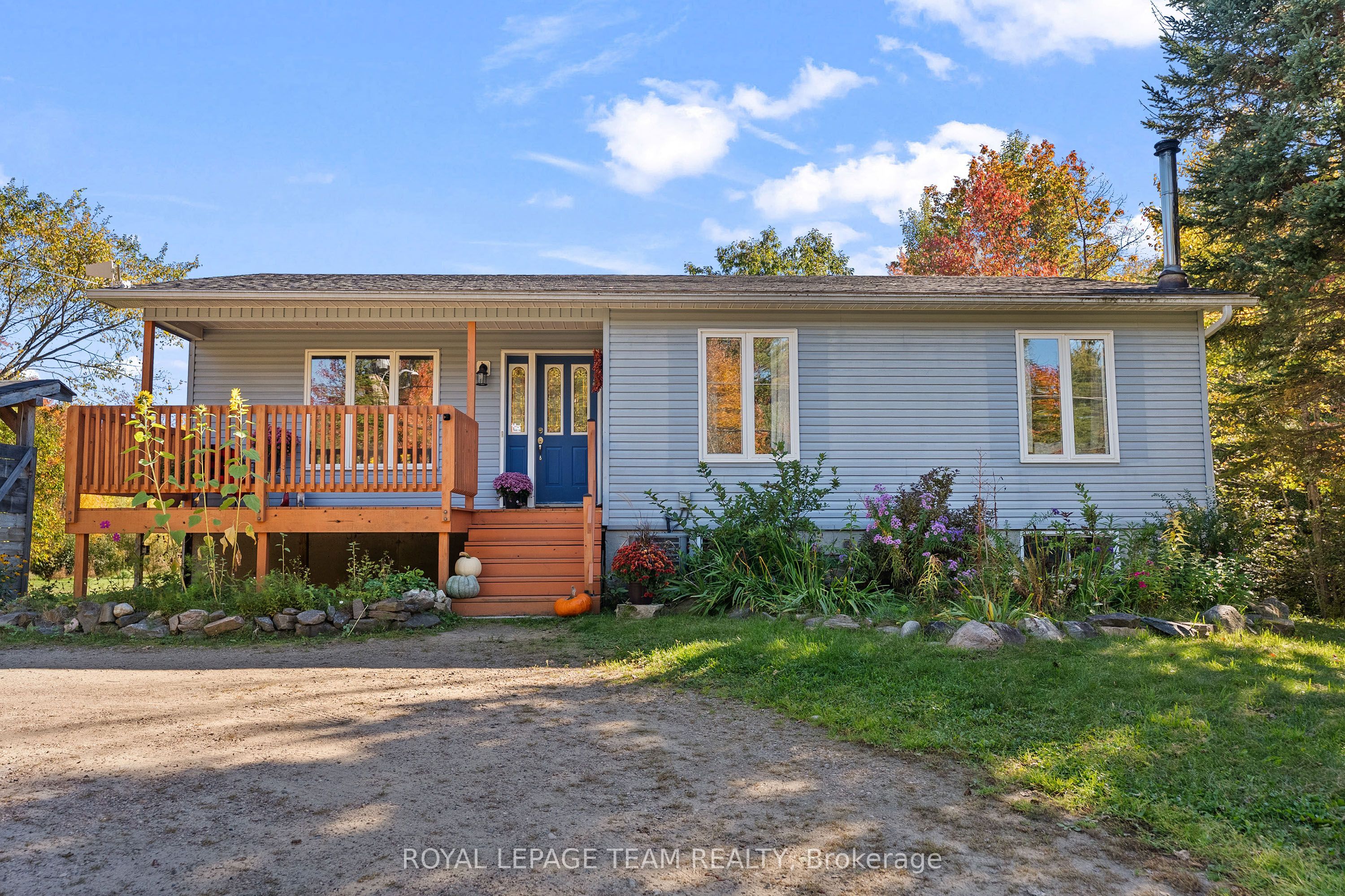 484 Wylie Road Property Photo 3