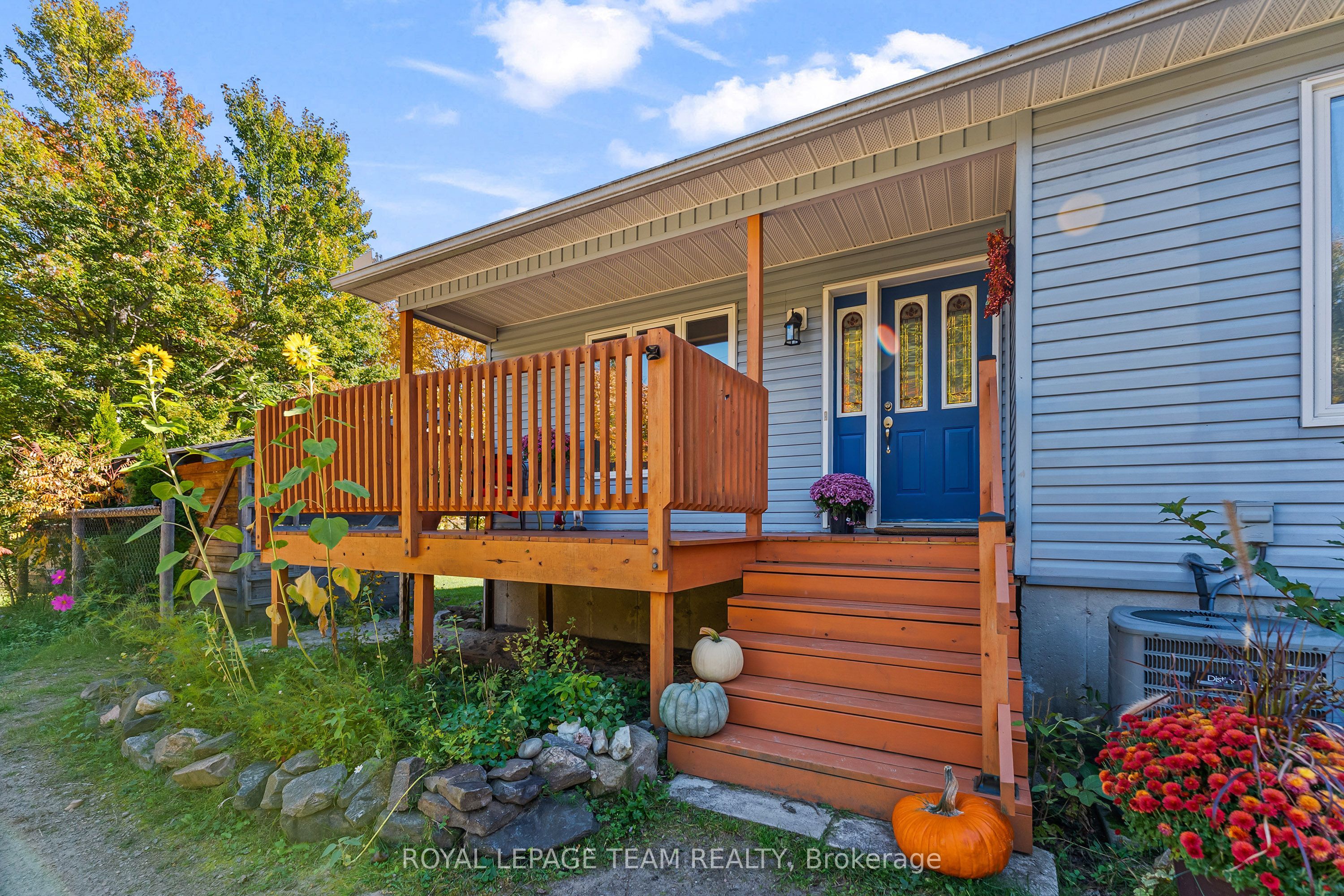 484 Wylie Road Property Photo 4