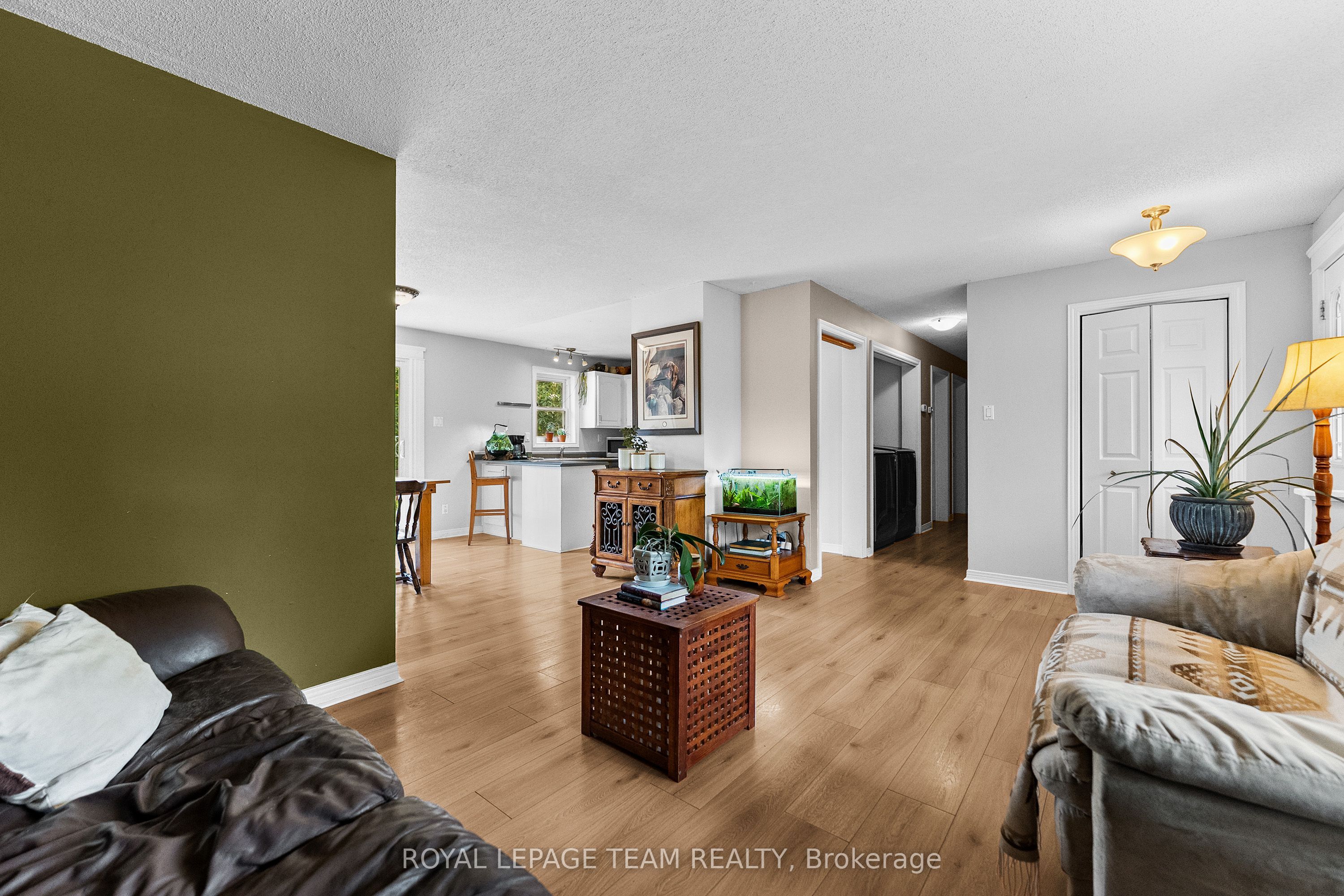 484 Wylie Road Property Photo 13