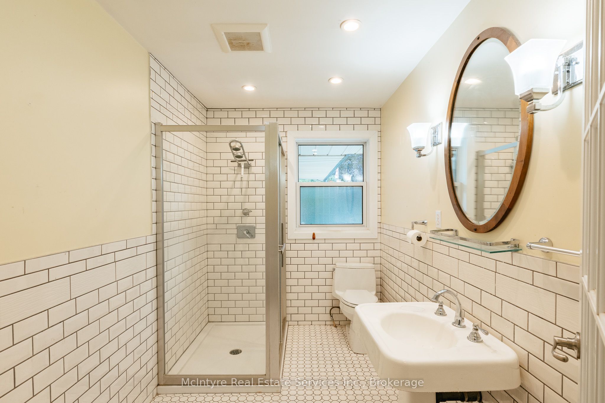 229 Winfield Avenue Property Photo 14