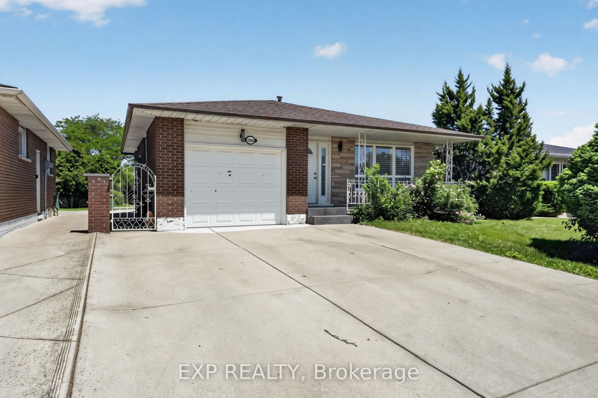 128 Hadeland Avenue Property Photo 1