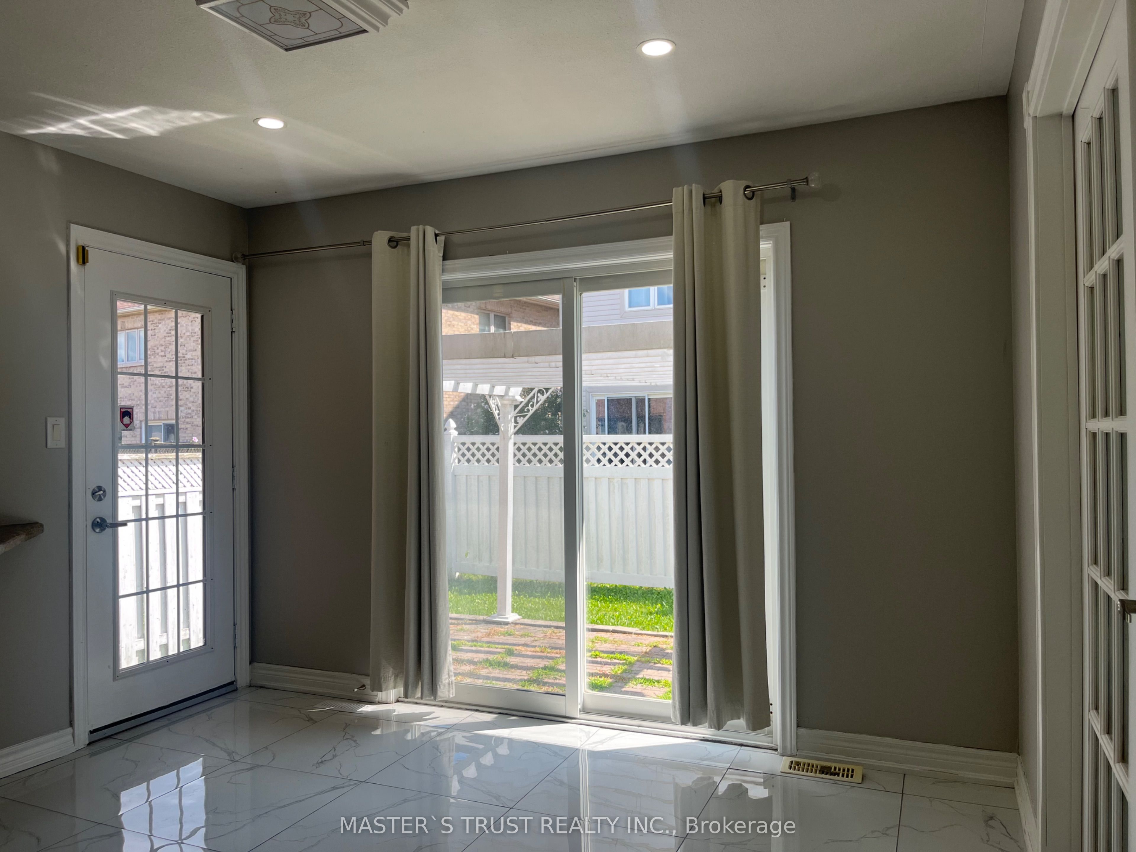 25 Stevens Drive Property Photo 9