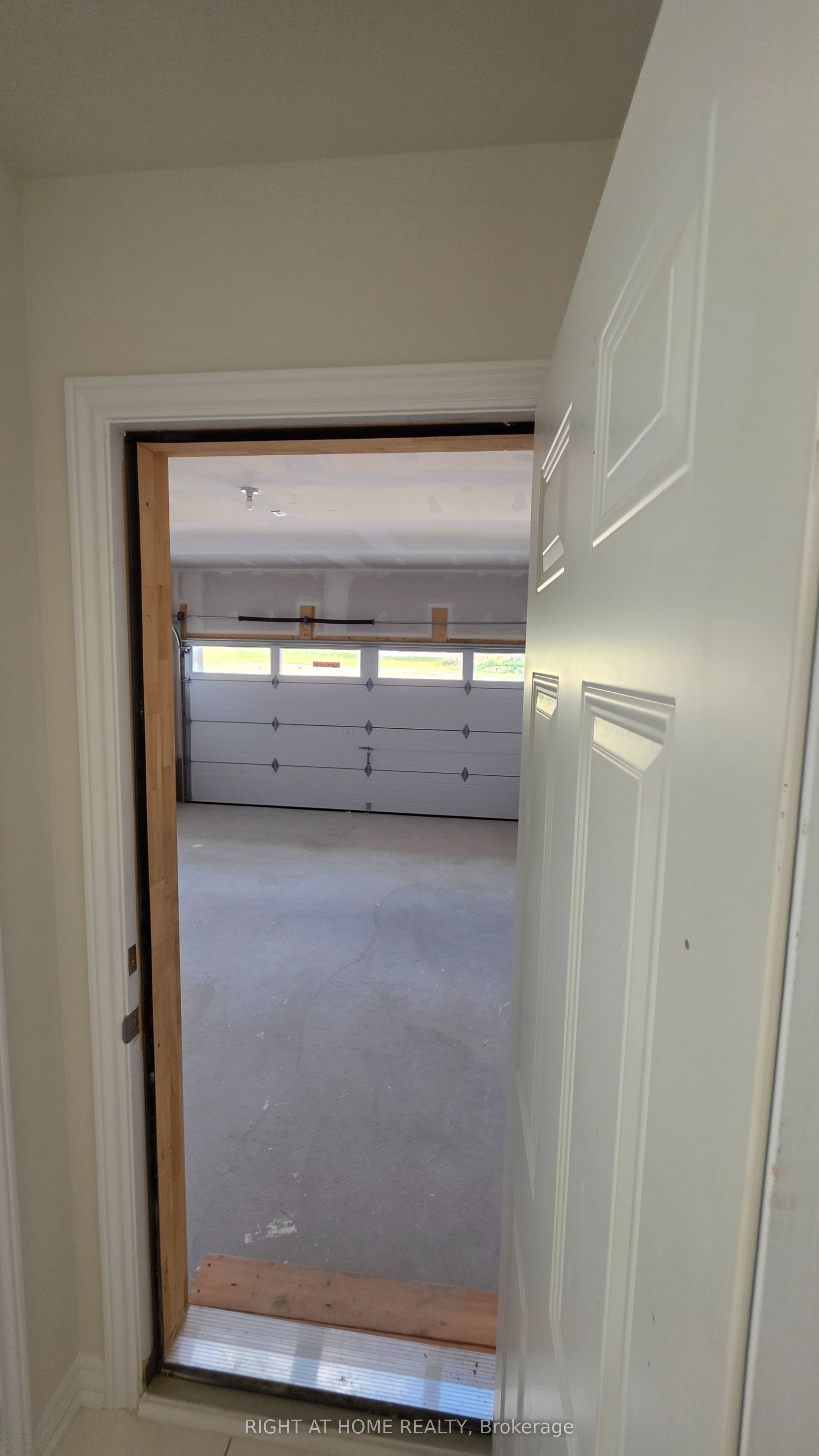 233 Postill Street Property Photo 21