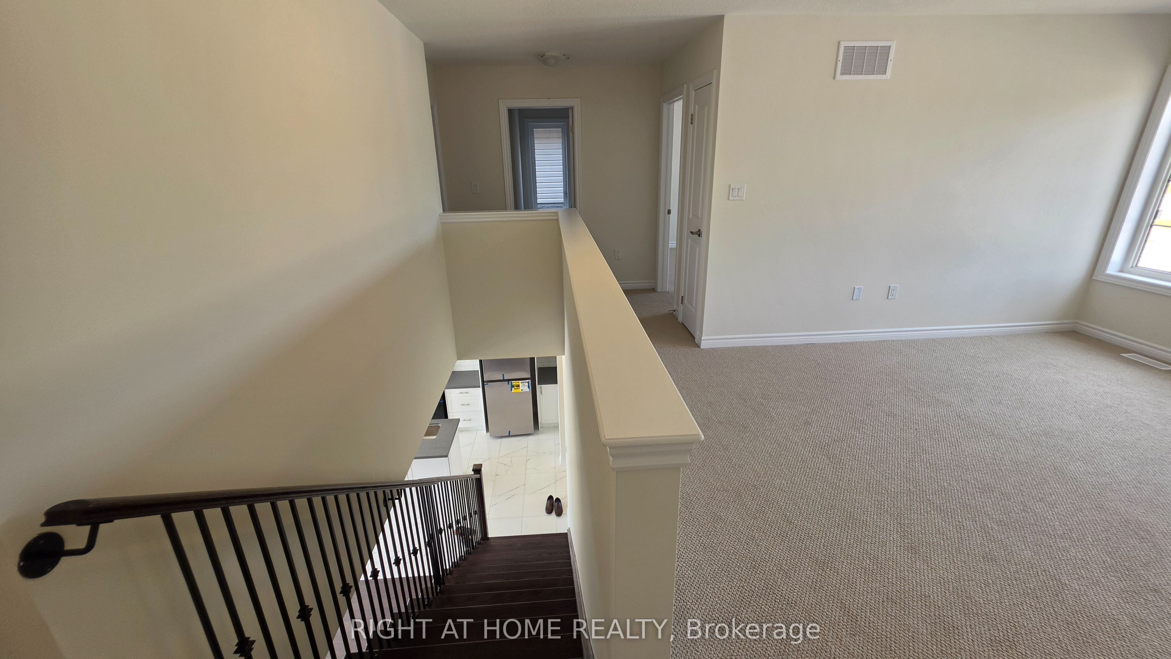 233 Postill Street Property Photo 26