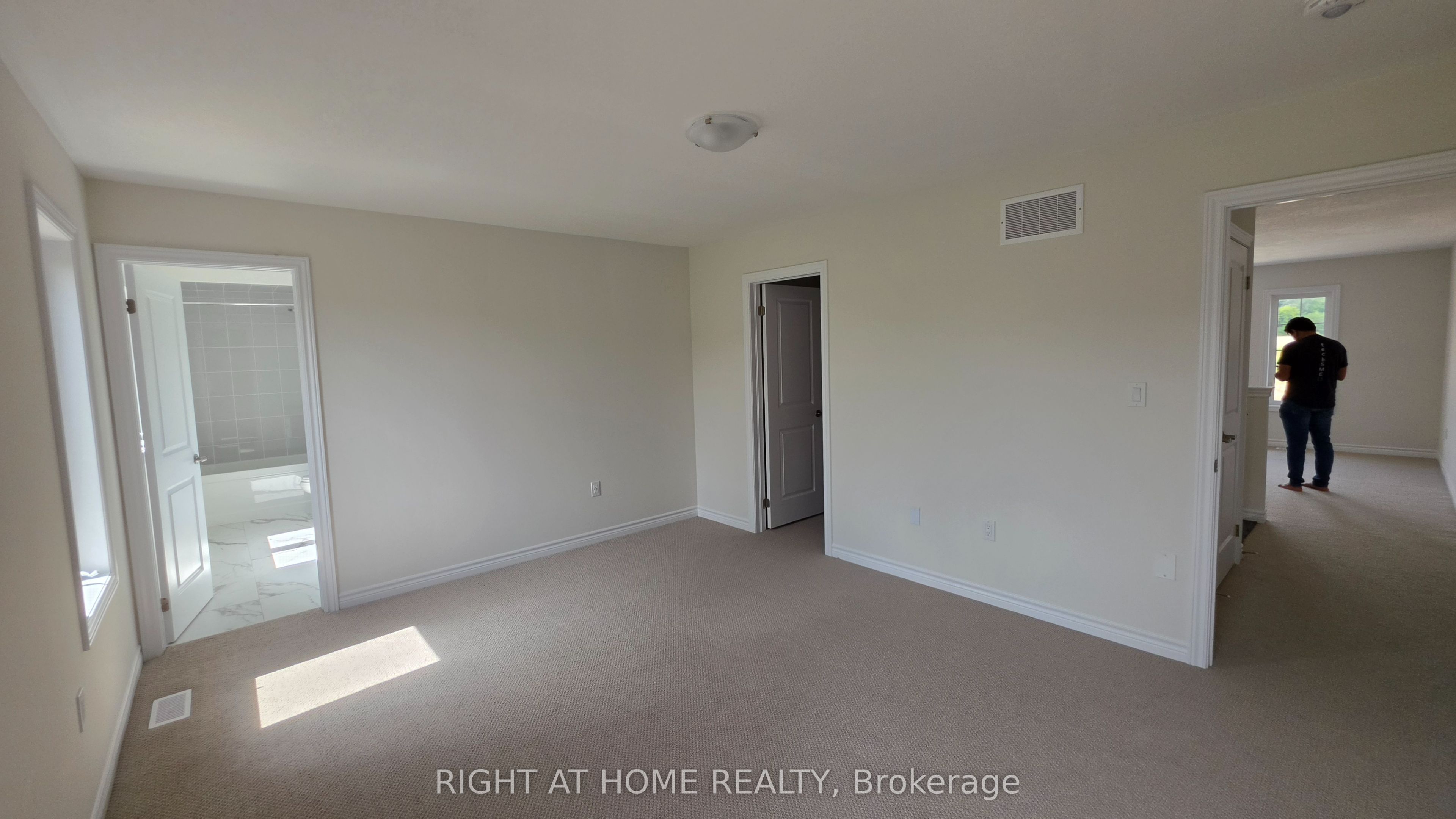 233 Postill Street Property Photo 42