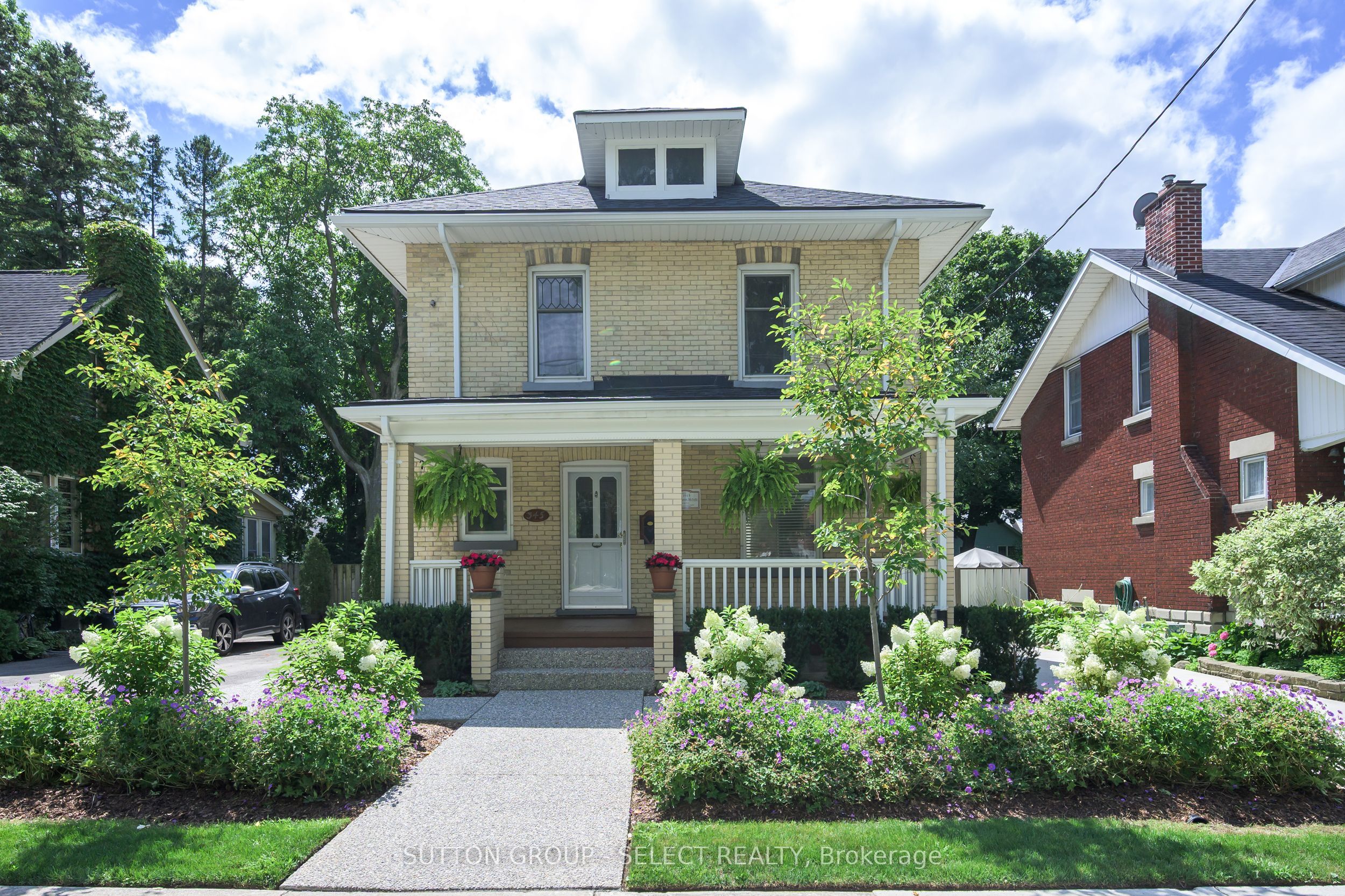 345 Tecumseh Avenue E Property Photo 1