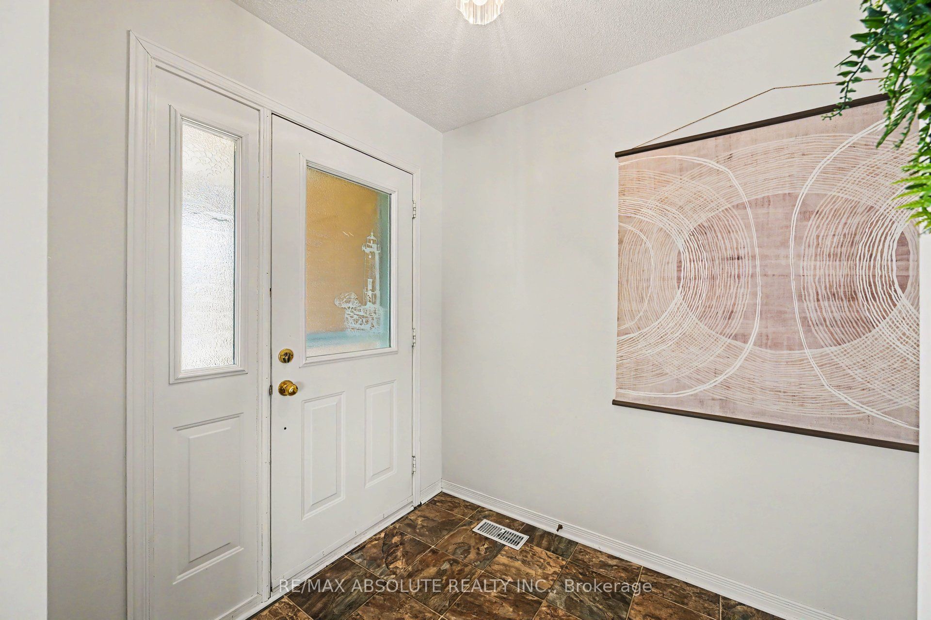 1 River Ridge Crescent Property Photo 4