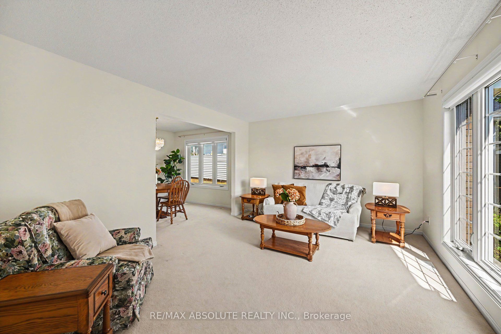 1 River Ridge Crescent Property Photo 5