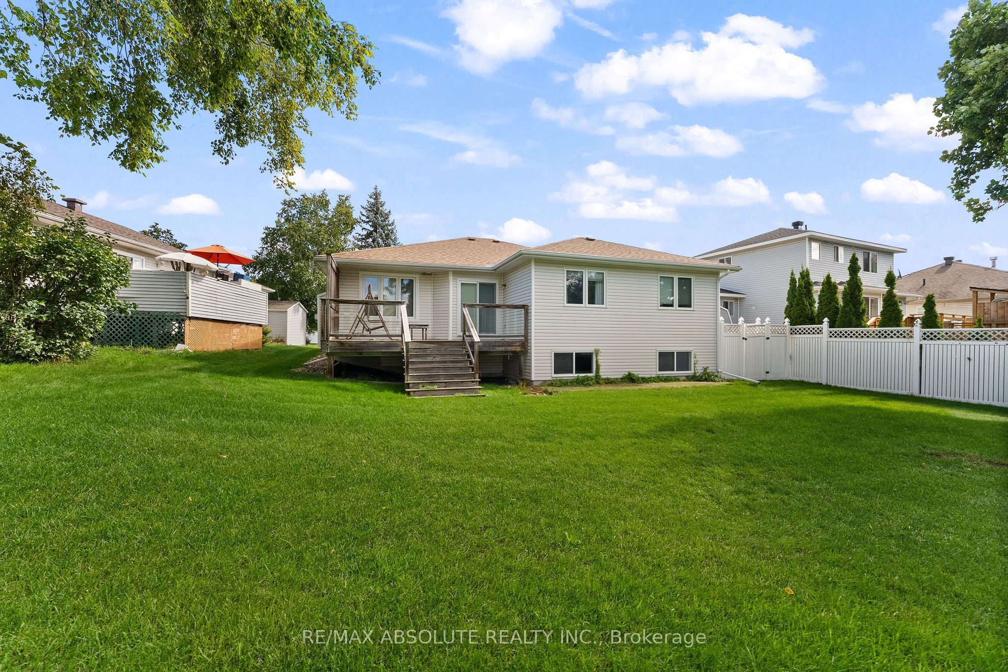 1 River Ridge Crescent Property Photo 41
