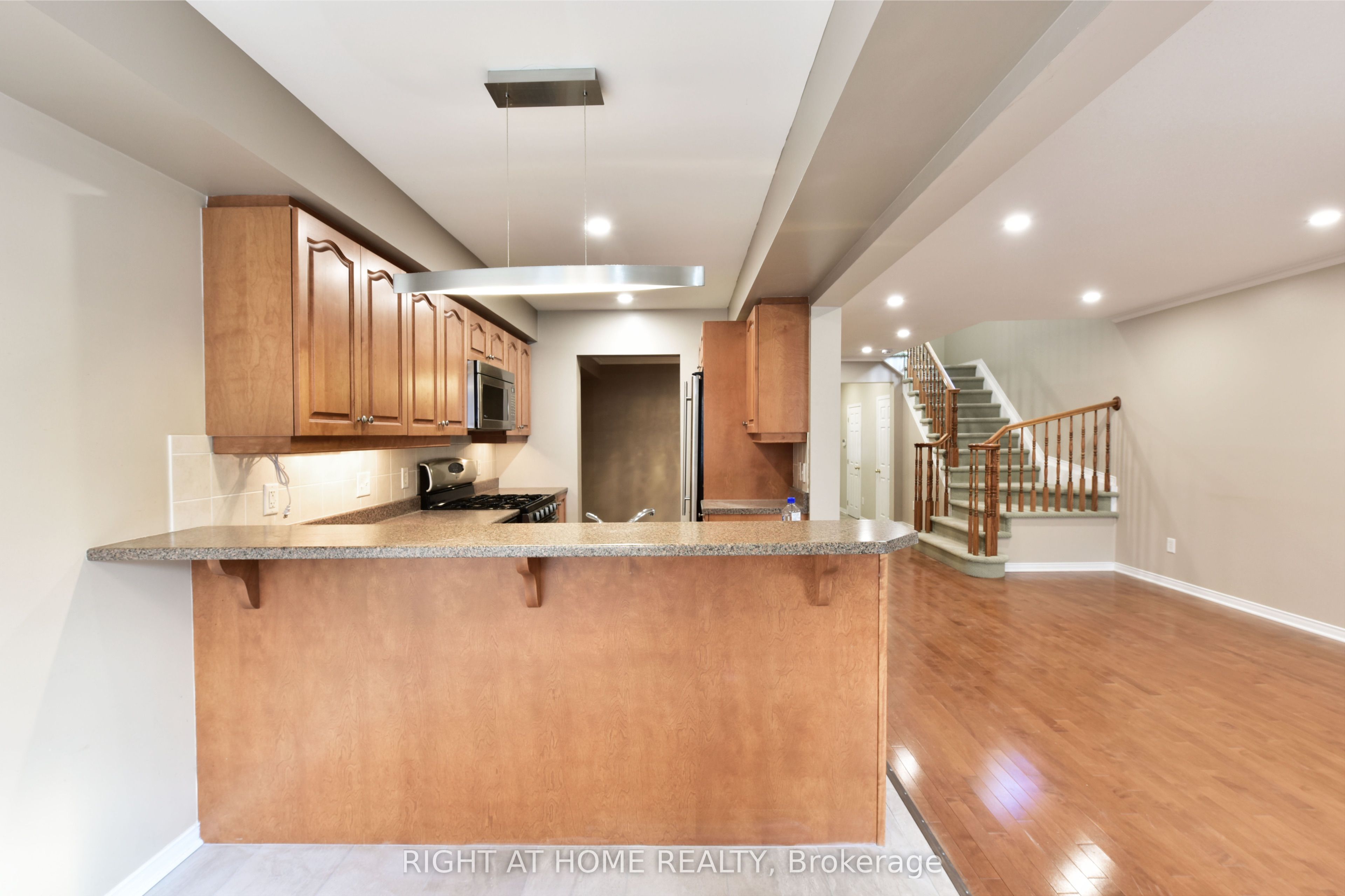 118 Braddock Private Property Photo 15