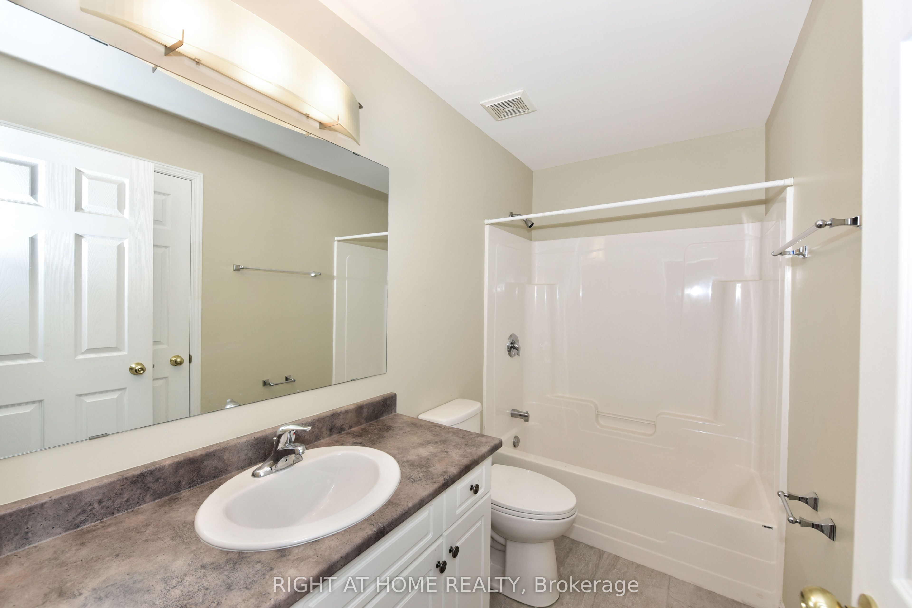 118 Braddock Private Property Photo 30