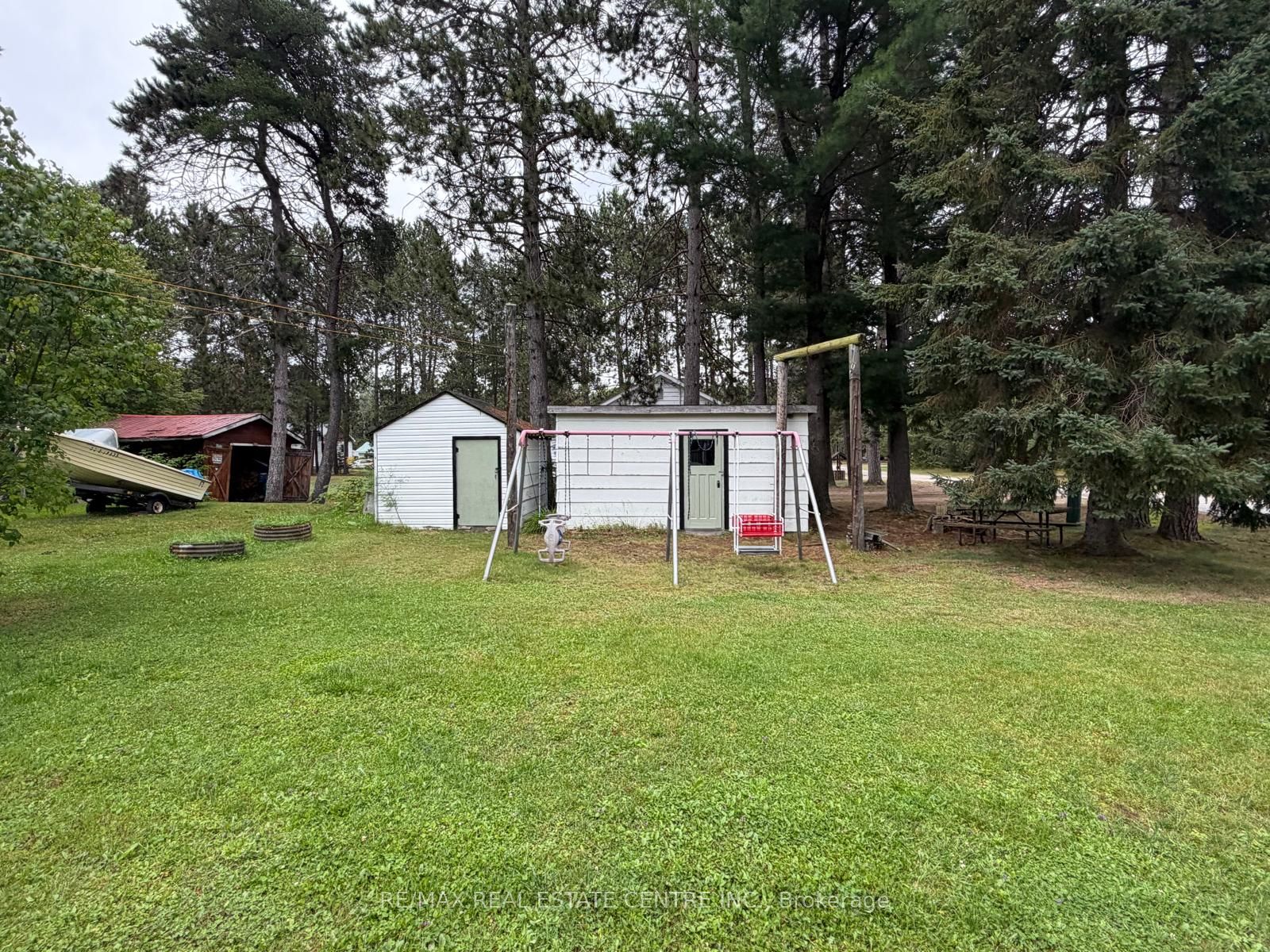 38 2nd Avenue Property Photo 16