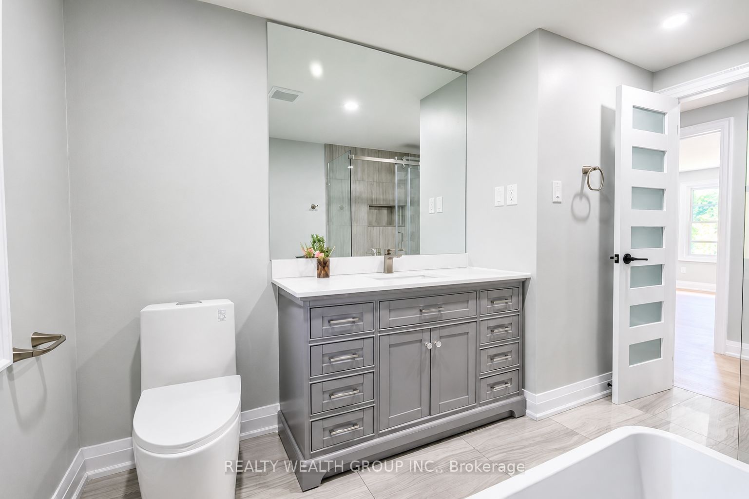 264 Shakespeare Drive Property Photo 14